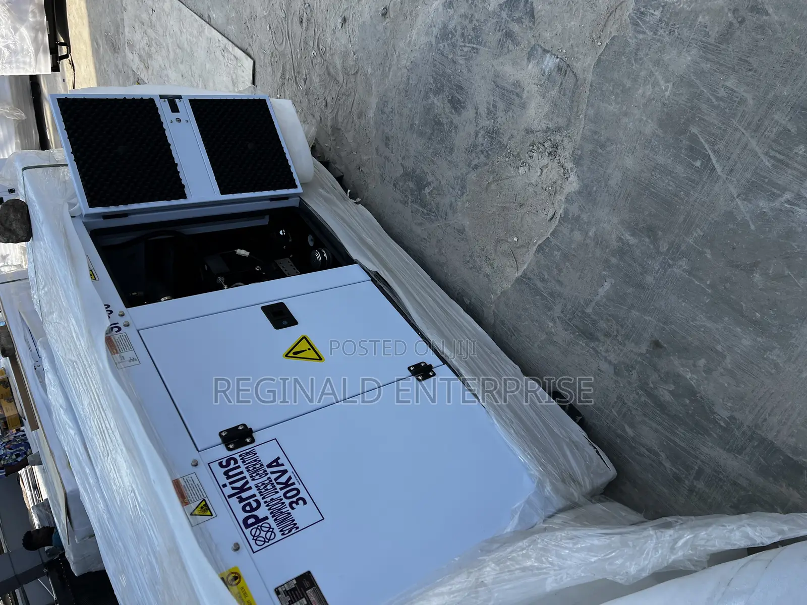 Best 30kva Perkins Soundproof Diesel Generator