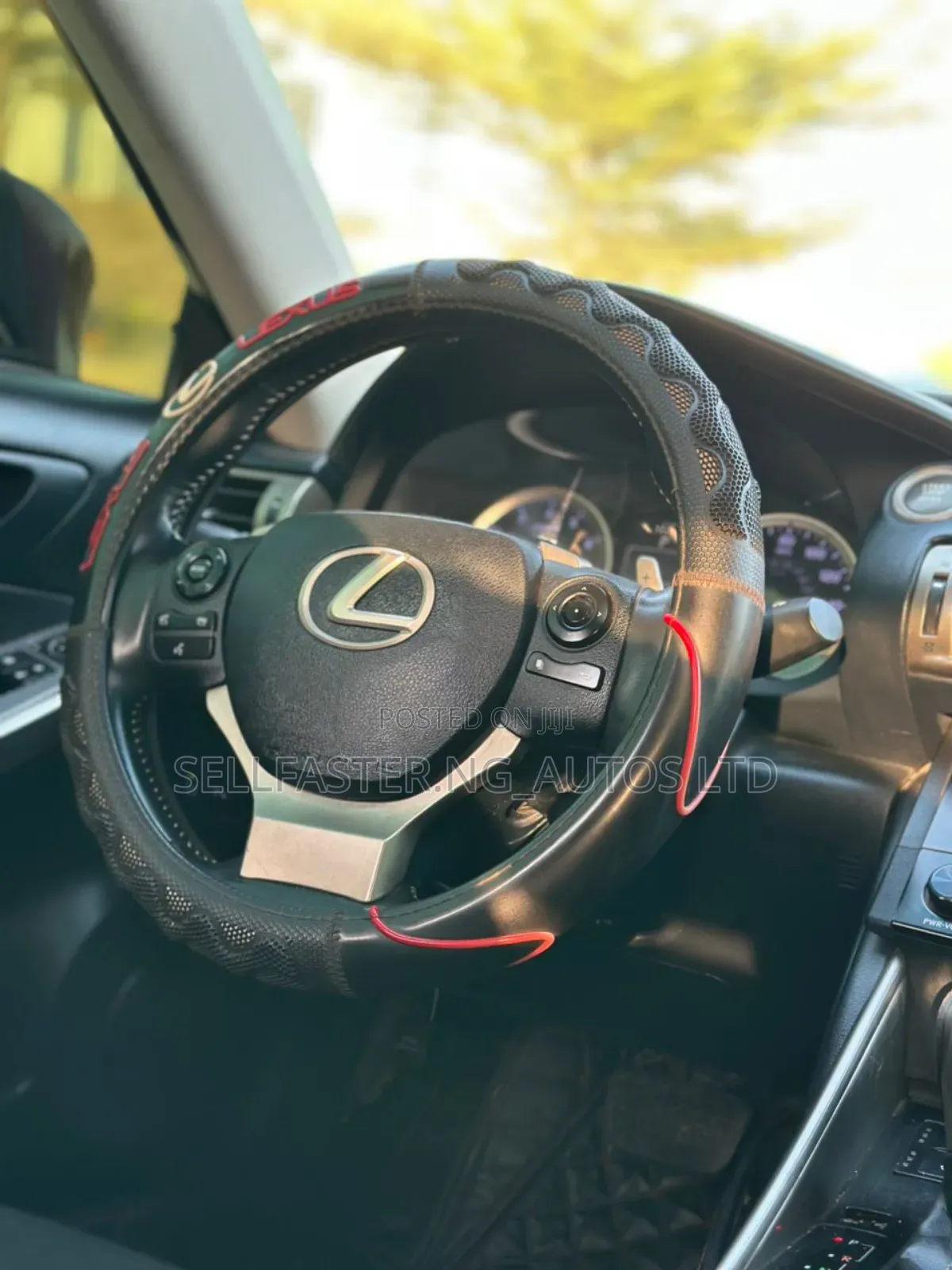Lexus IS 2014 Red