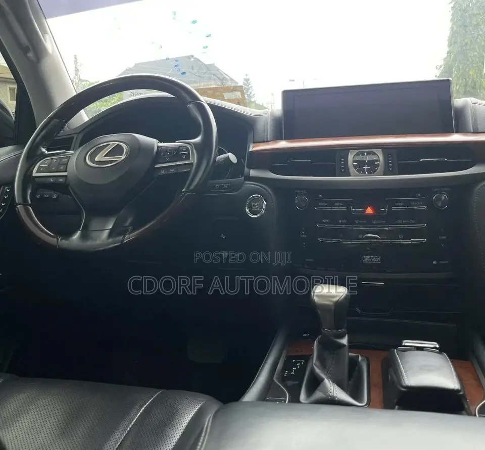 Lexus LX 570 (5 seats) AWD 2019 Black