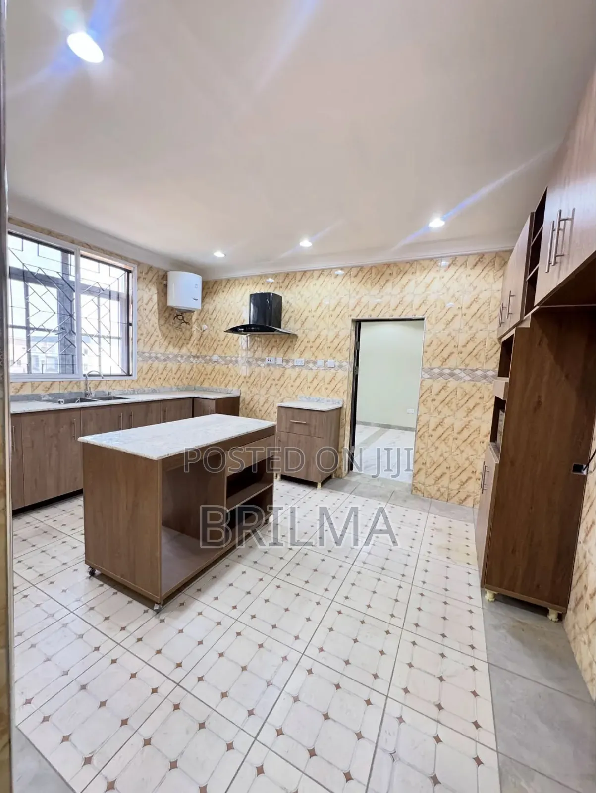 3bdrm Apartment in Jahi for rent