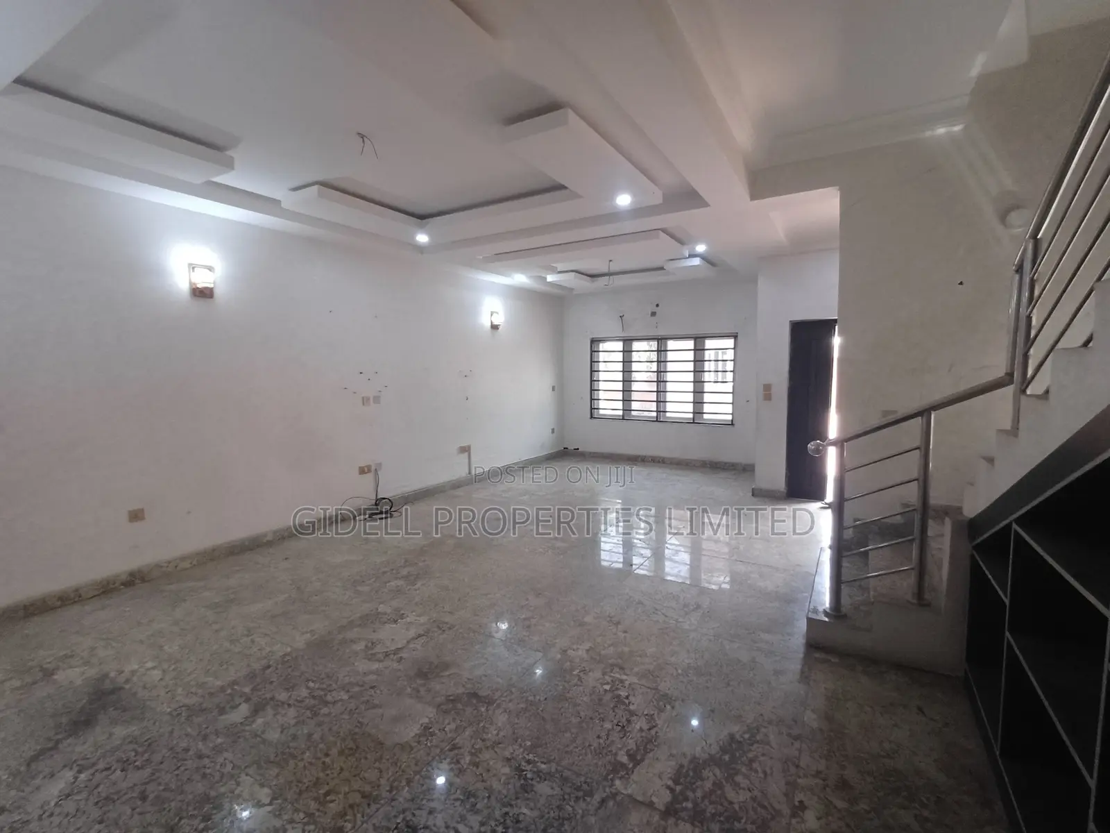 4bdrm Townhouse / Terrace in Guzape District for rent