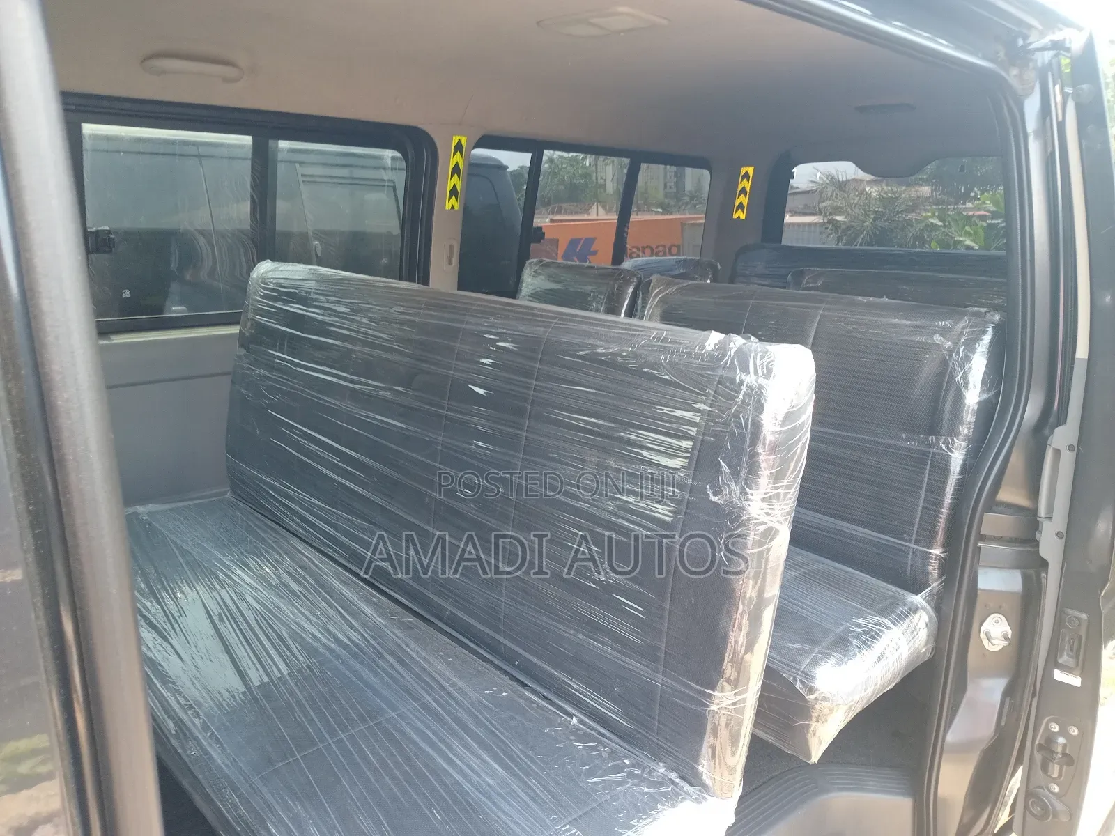 Toyota HiAce 2015 Black