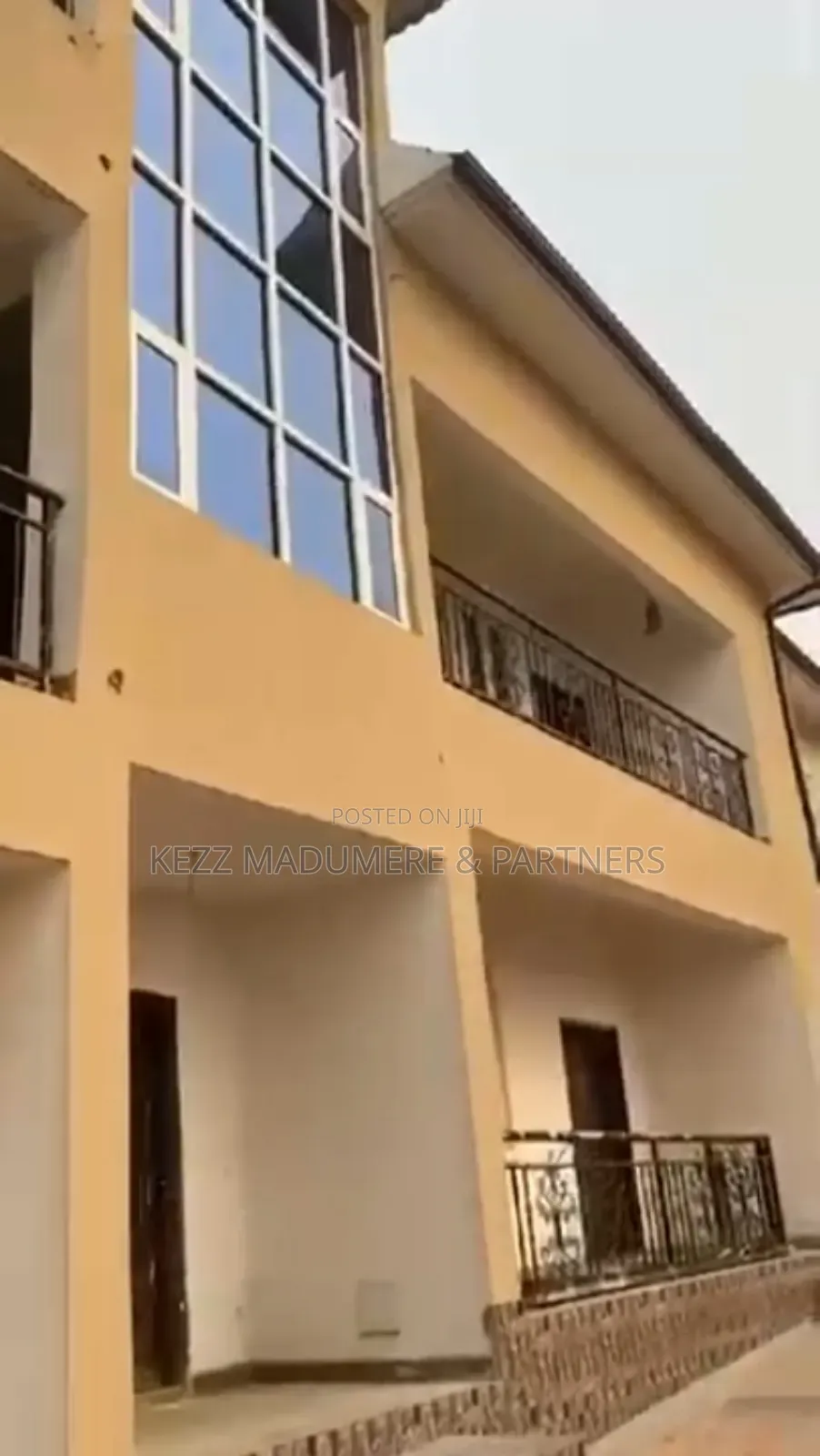 5bdrm Block of Flats in Lemna, Calabar , for sale