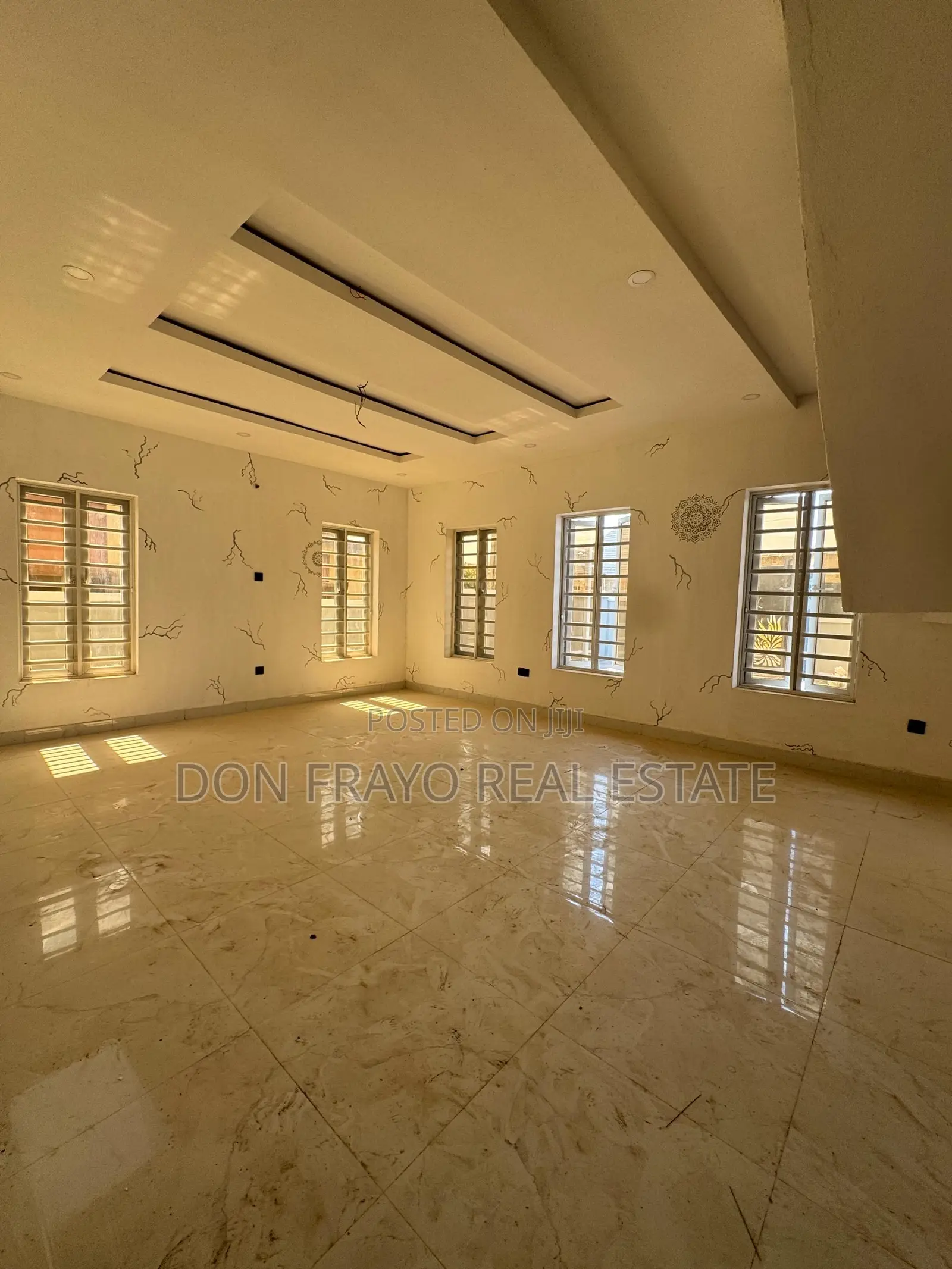 5bdrm Duplex in Airforce Akobo for sale