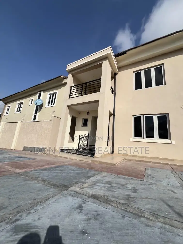 4bdrm Duplex in Akoto Estate Elebu, Akala Express for sale