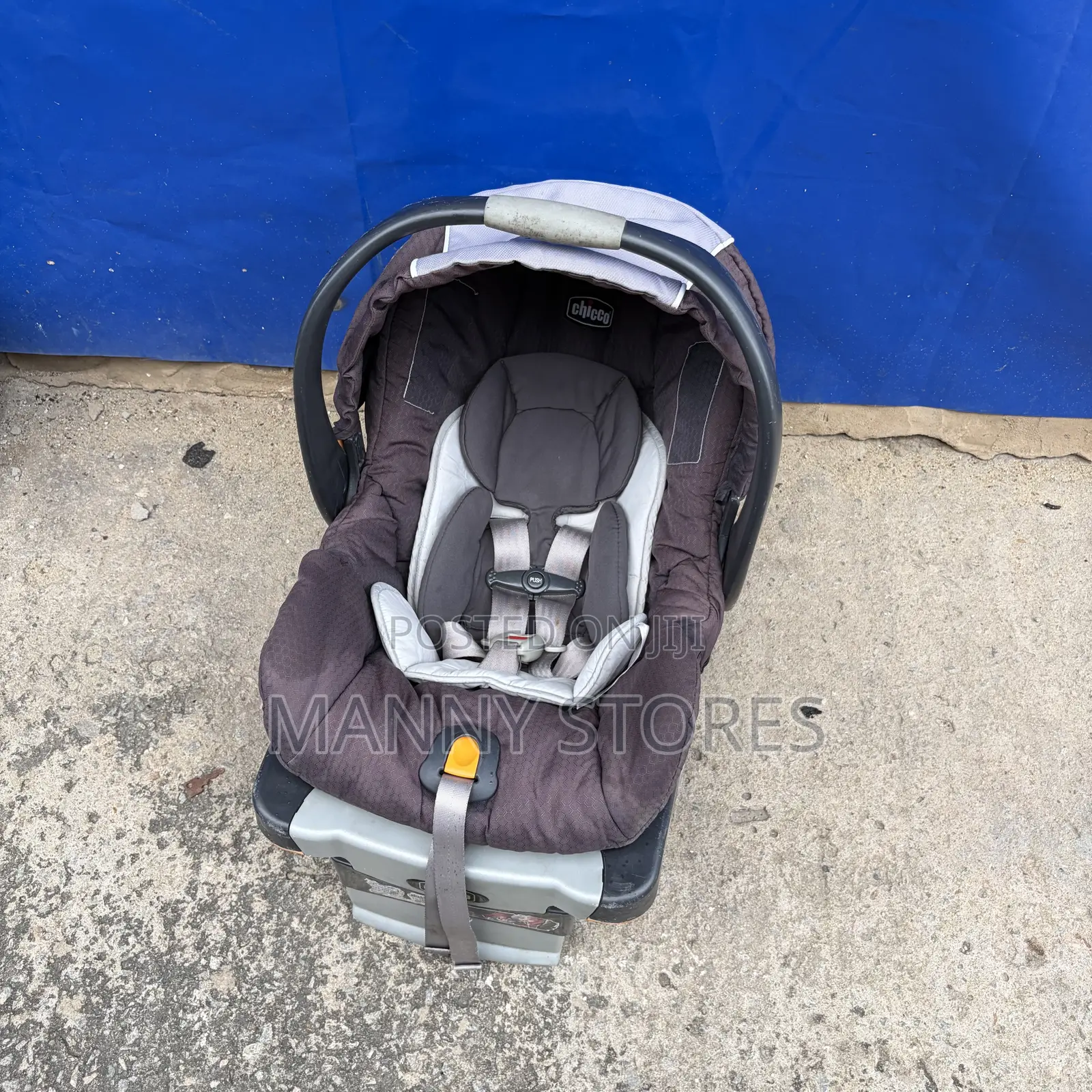 Chicco Baby Car Seat