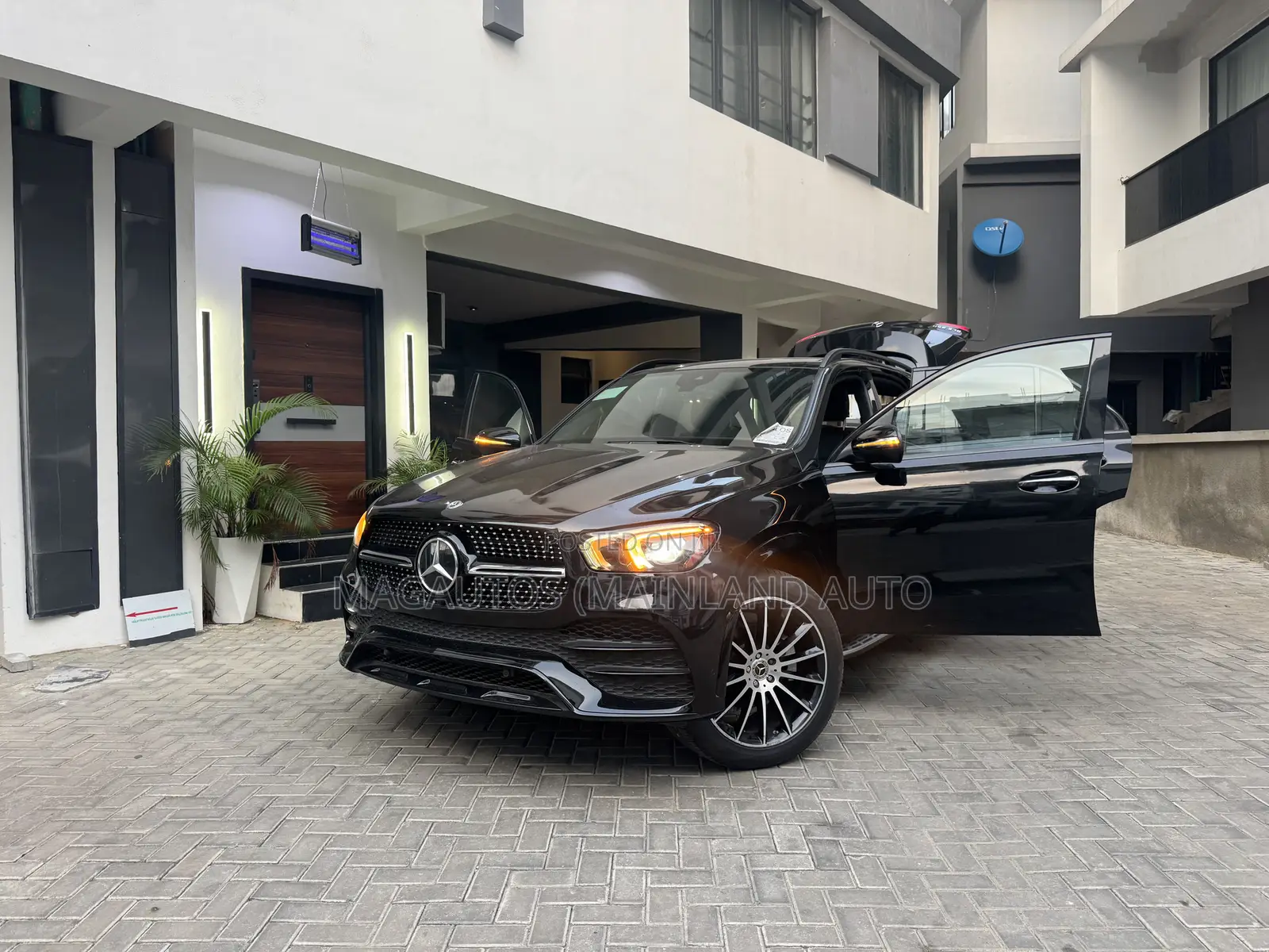 Mercedes-Benz GLE-Class GLE 350 4MATIC 2022 Black