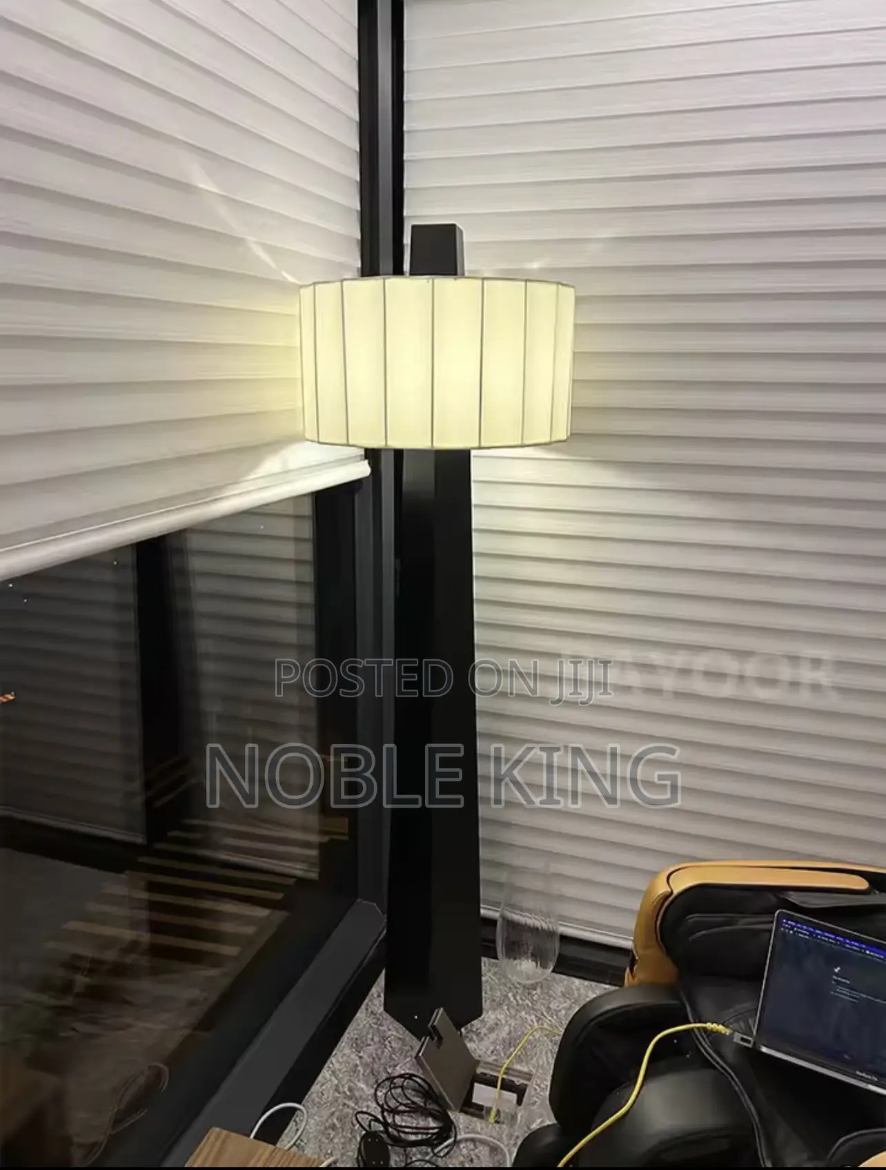 Nurdic Molden Living Room Floor Lamp