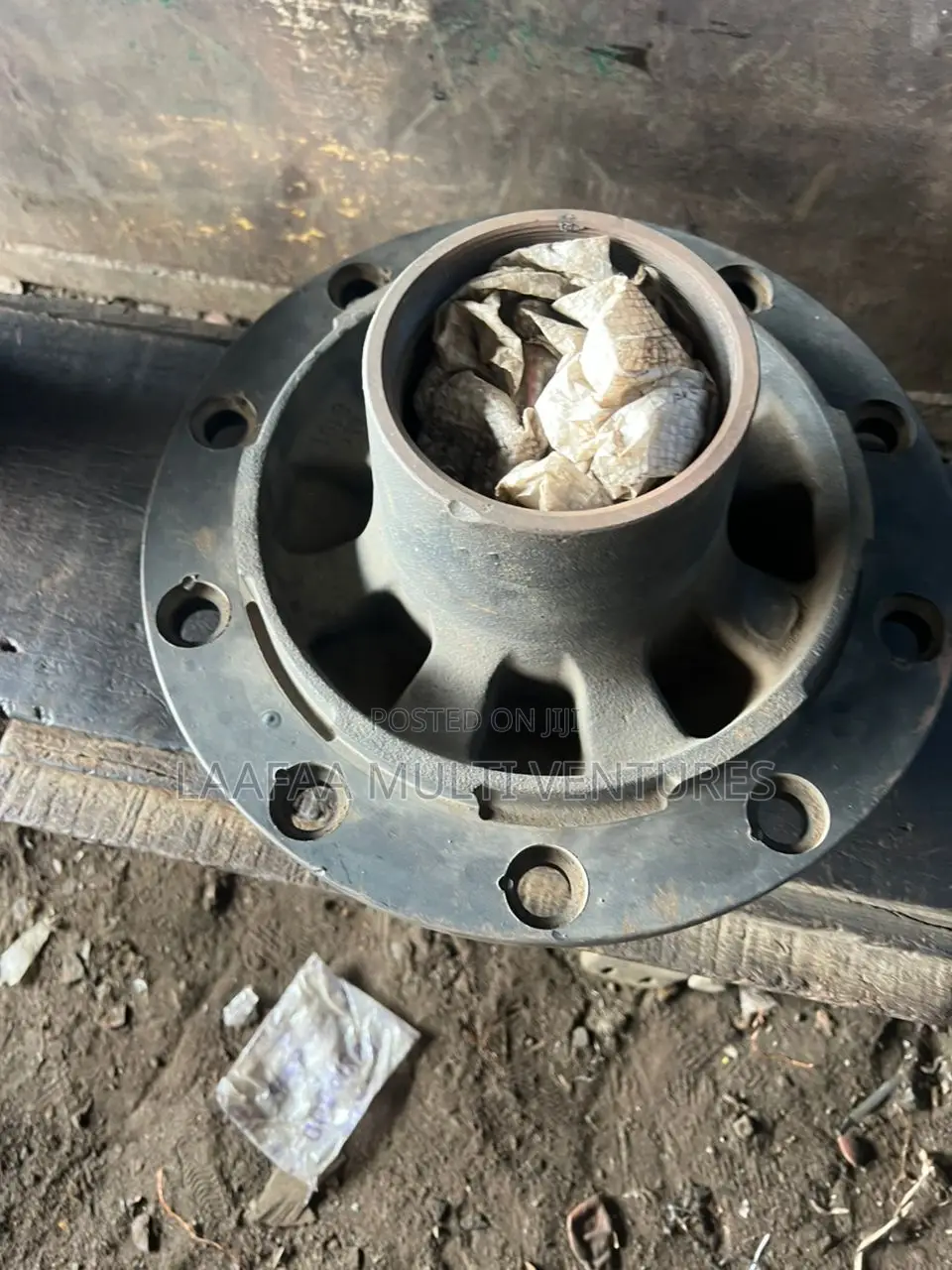Super 25 S25 Hub (Uses Bearing 33213 for Outer, 33118/33217 for Inner)