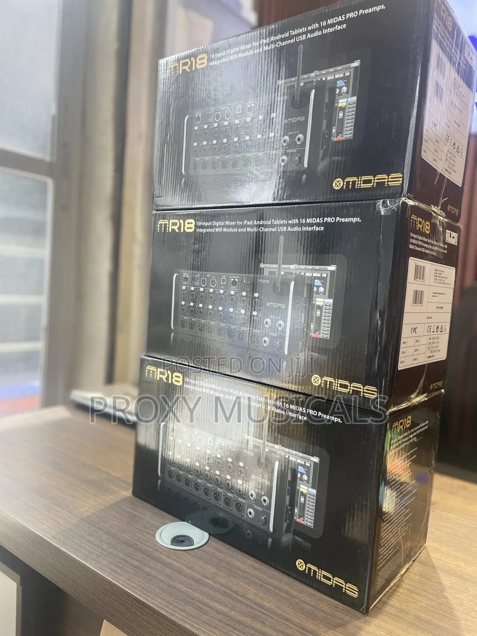 Midas Mr18 Digital Mixer