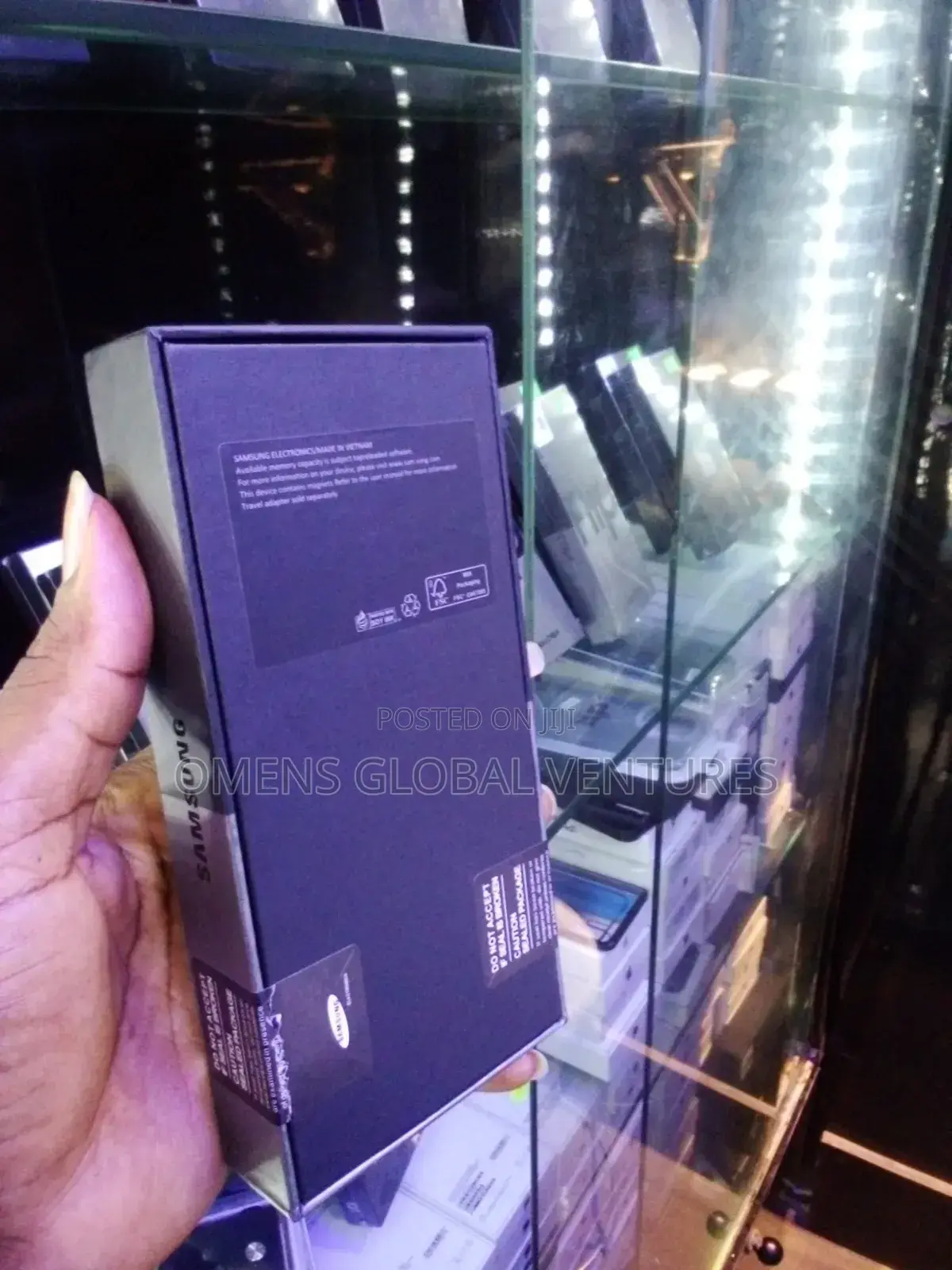 New Samsung Galaxy Z Flip4 256 GB