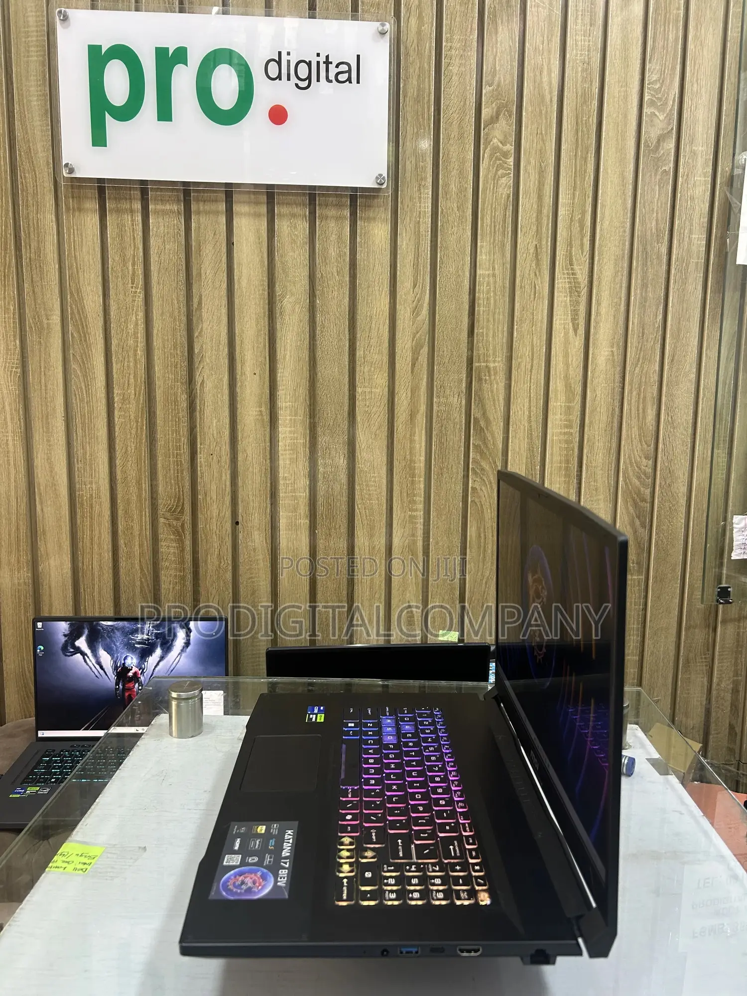 Laptop MSI Katana 17 32GB Intel Core i7 SSD 1T