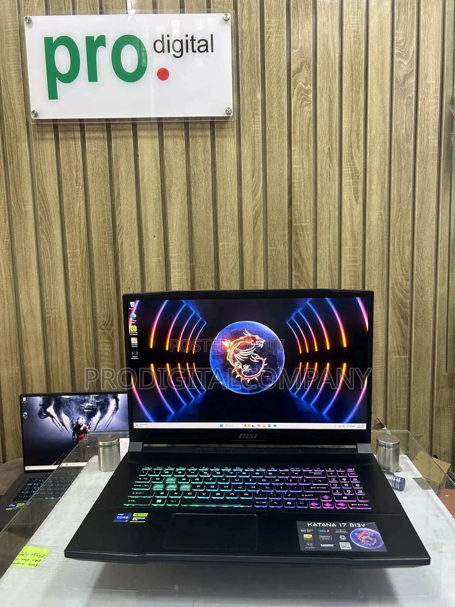 Laptop MSI Katana 17 32GB Intel Core i7 SSD 1T