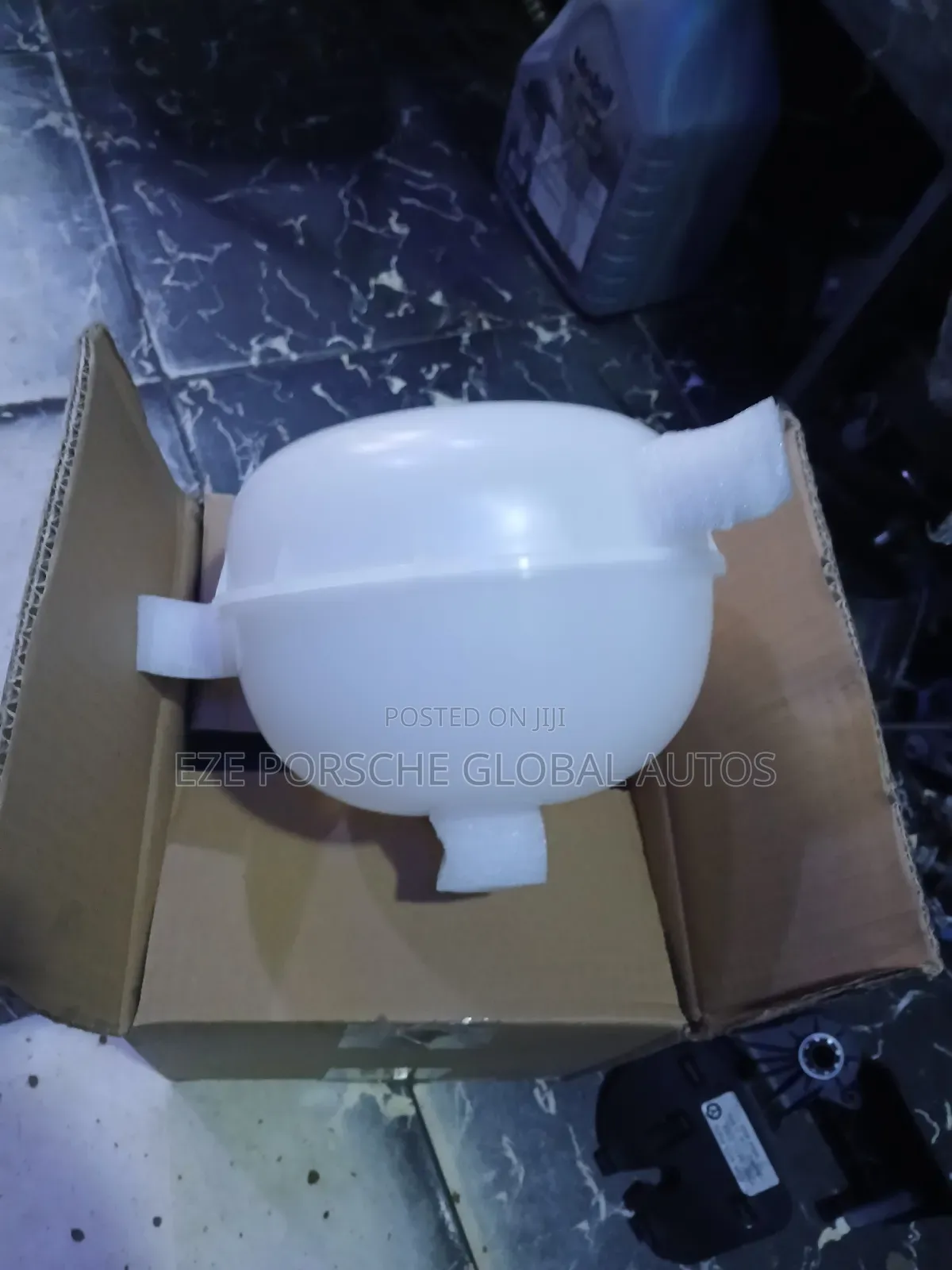 Water Can/Container Porsche Macan