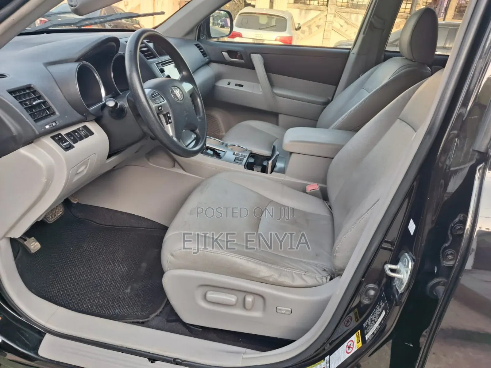 Toyota Highlander SE 3.5L 4WD 2013 Black