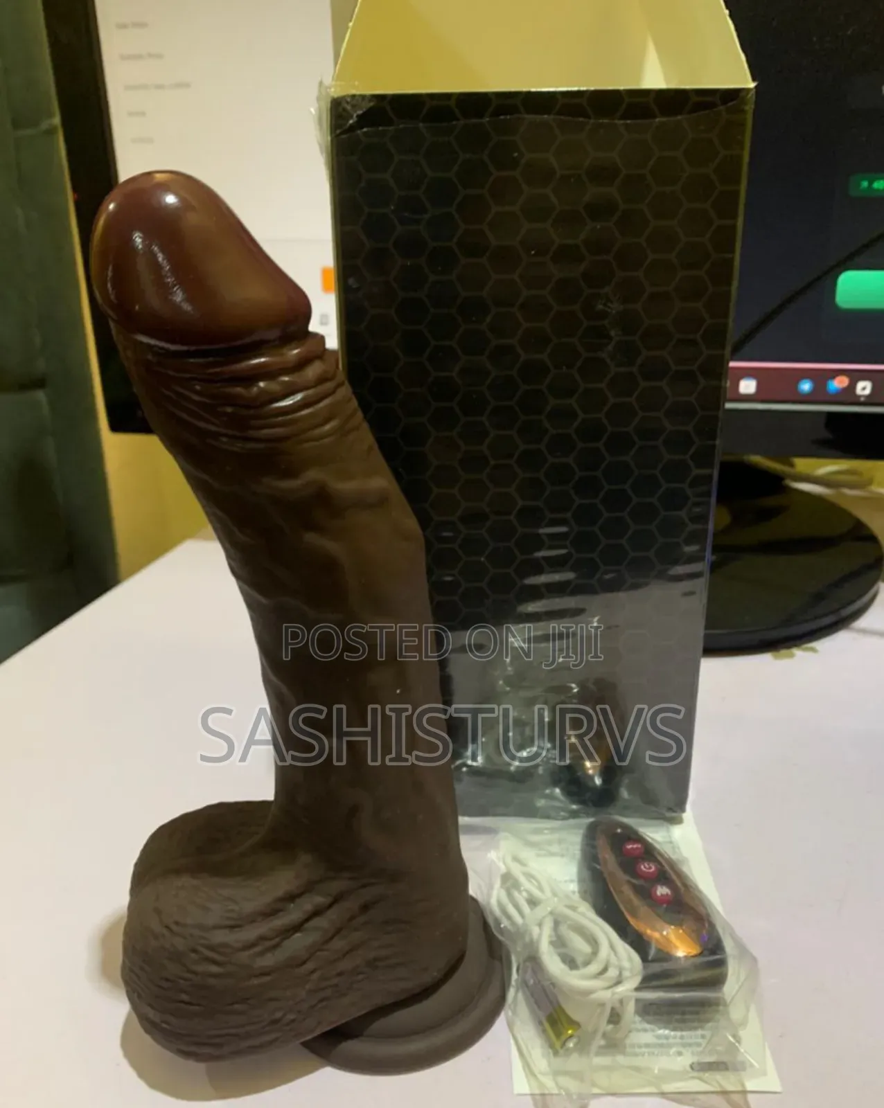 8.6" Realistic Thrusting Dildo Vibrator With 360° Rotating Heating