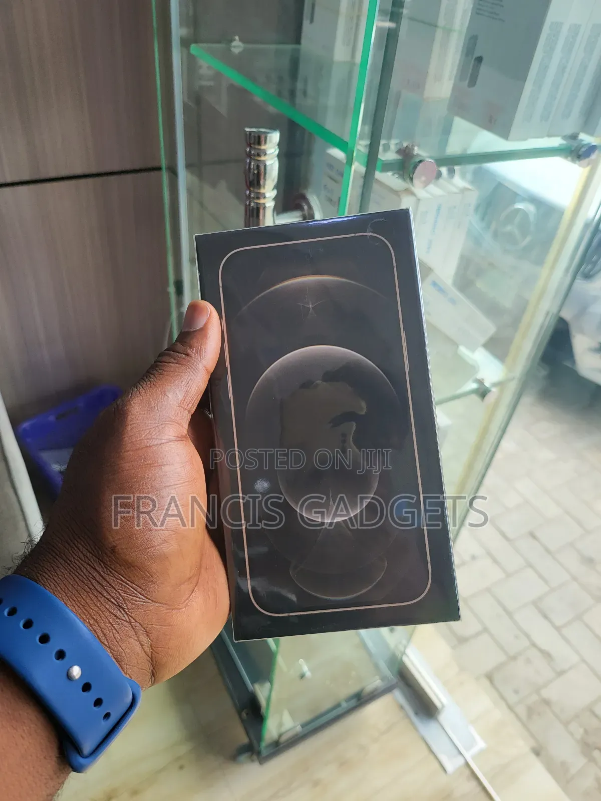 New Apple iPhone 12 Pro Max 256 GB Gold