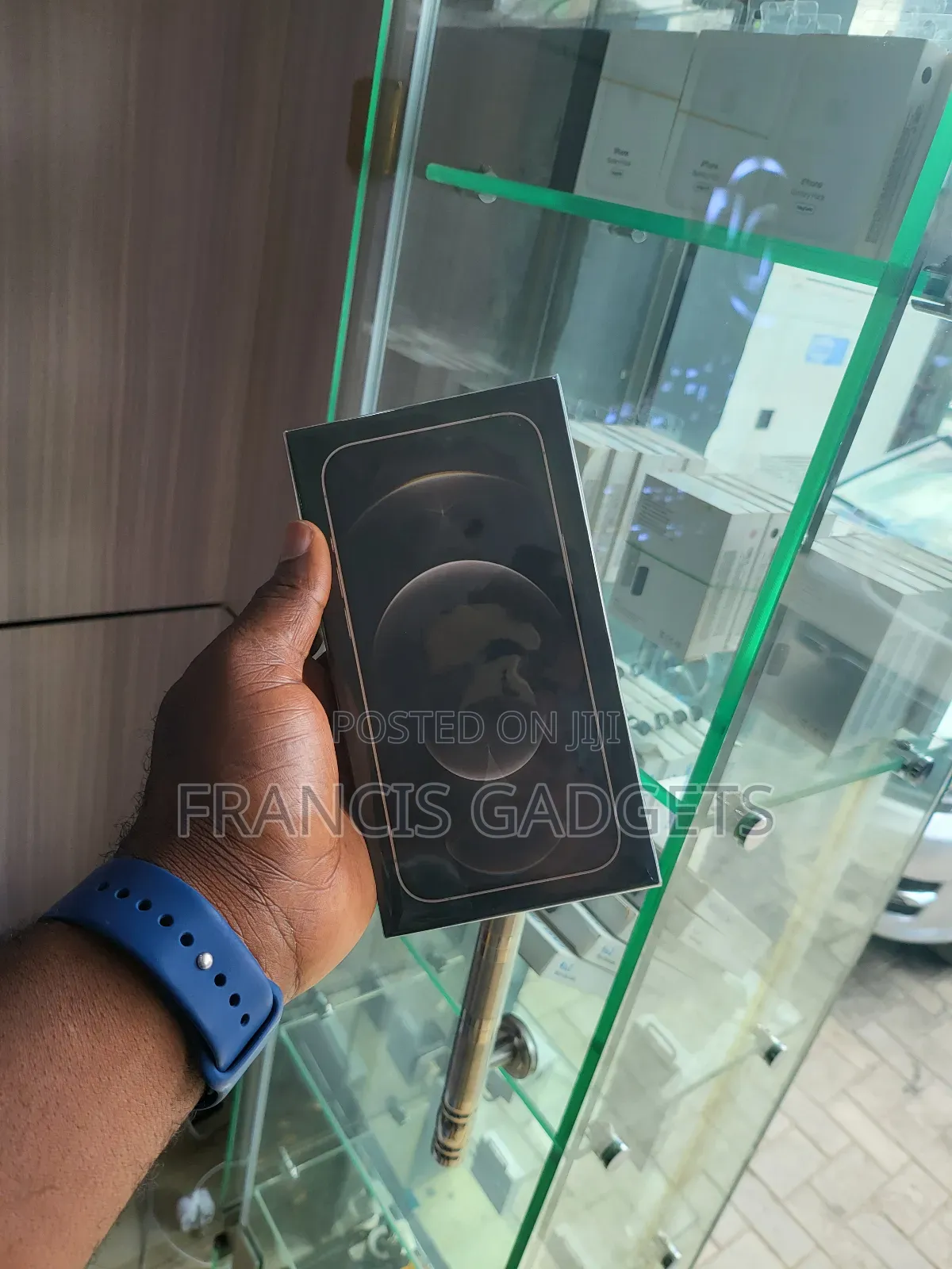 New Apple iPhone 12 Pro Max 256 GB Gold