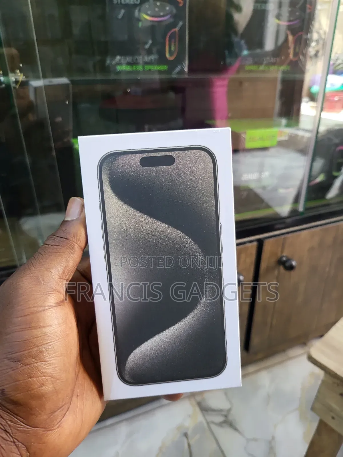 New Apple iPhone 15 Pro 128 GB