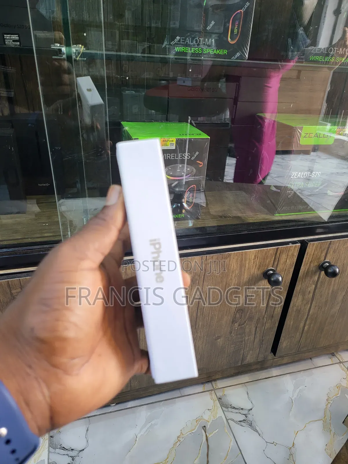 New Apple iPhone 15 Pro 128 GB