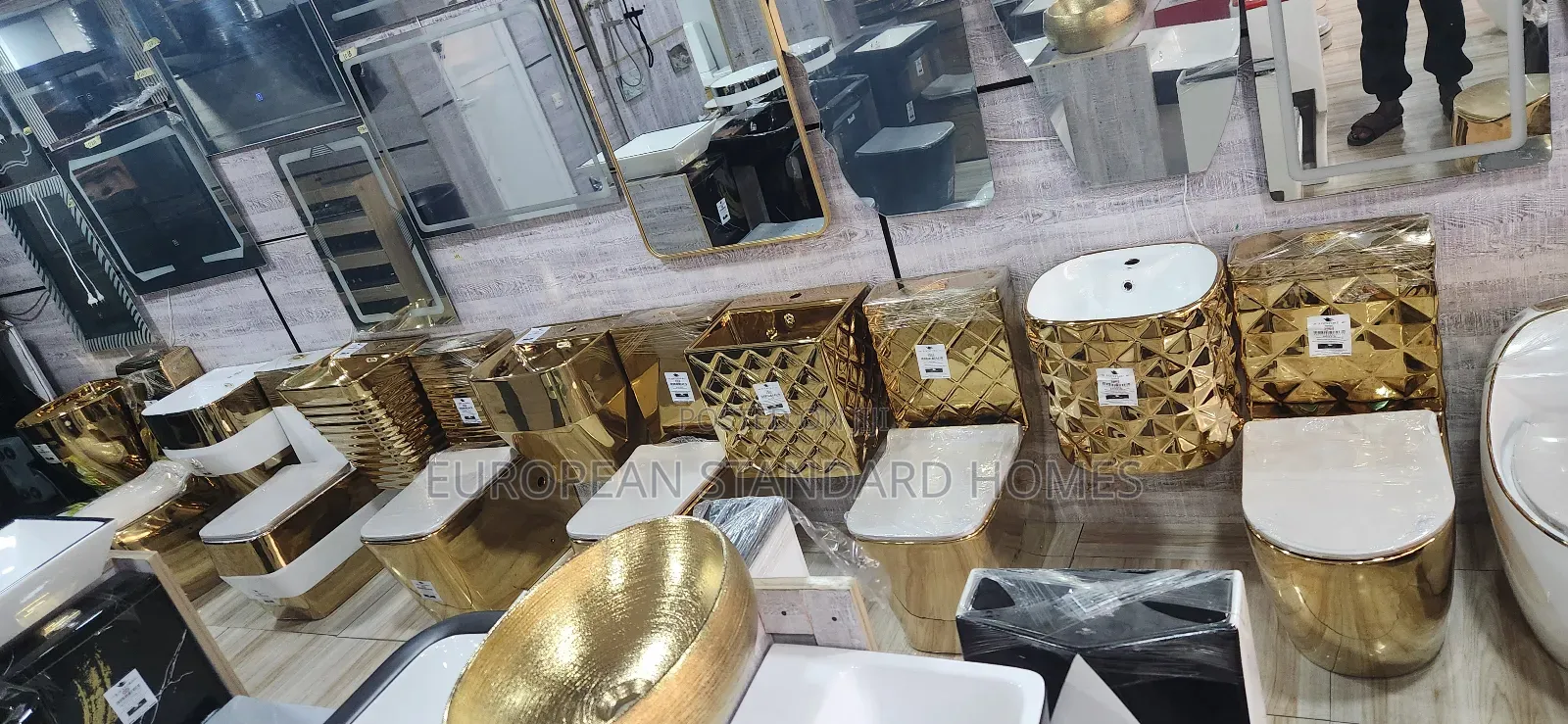 Luxury Gold Toilet Sets