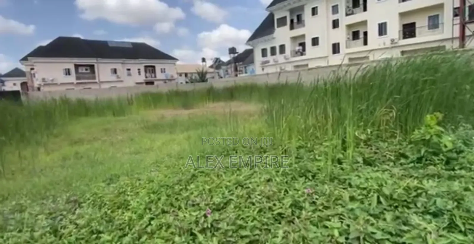Half Plot Land for Sale in Greenfield Estate, Ago
