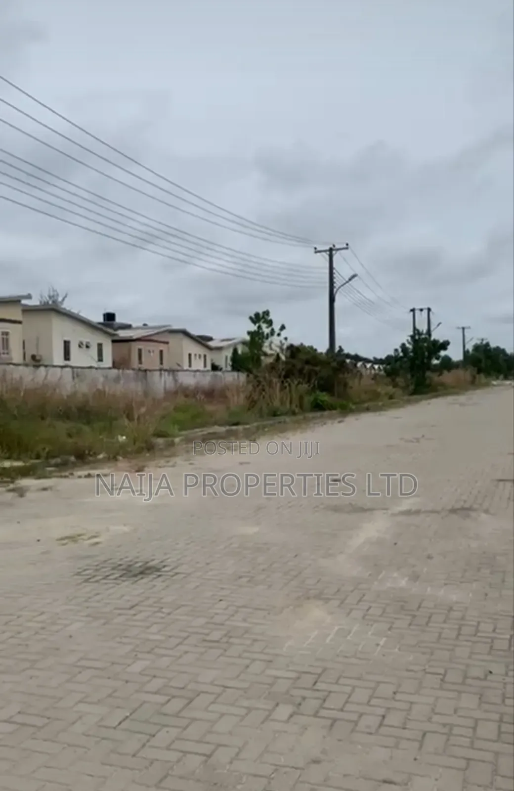 Almost Full Plot of 549sqm at Jubilee Estate,Monastery,Sangotedo 4sale