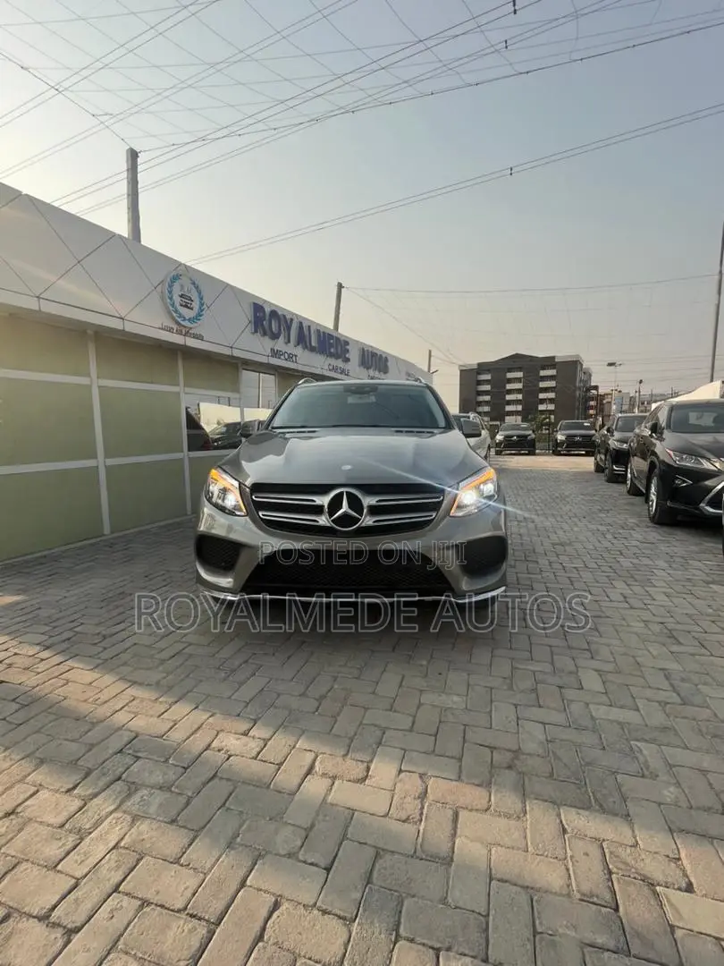 Mercedes-Benz GLE-Class 2016 Gray