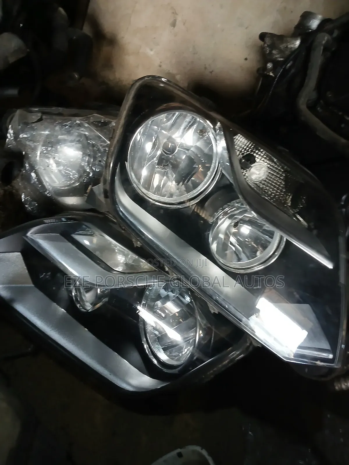 Headlight for Volkswagen Amarok