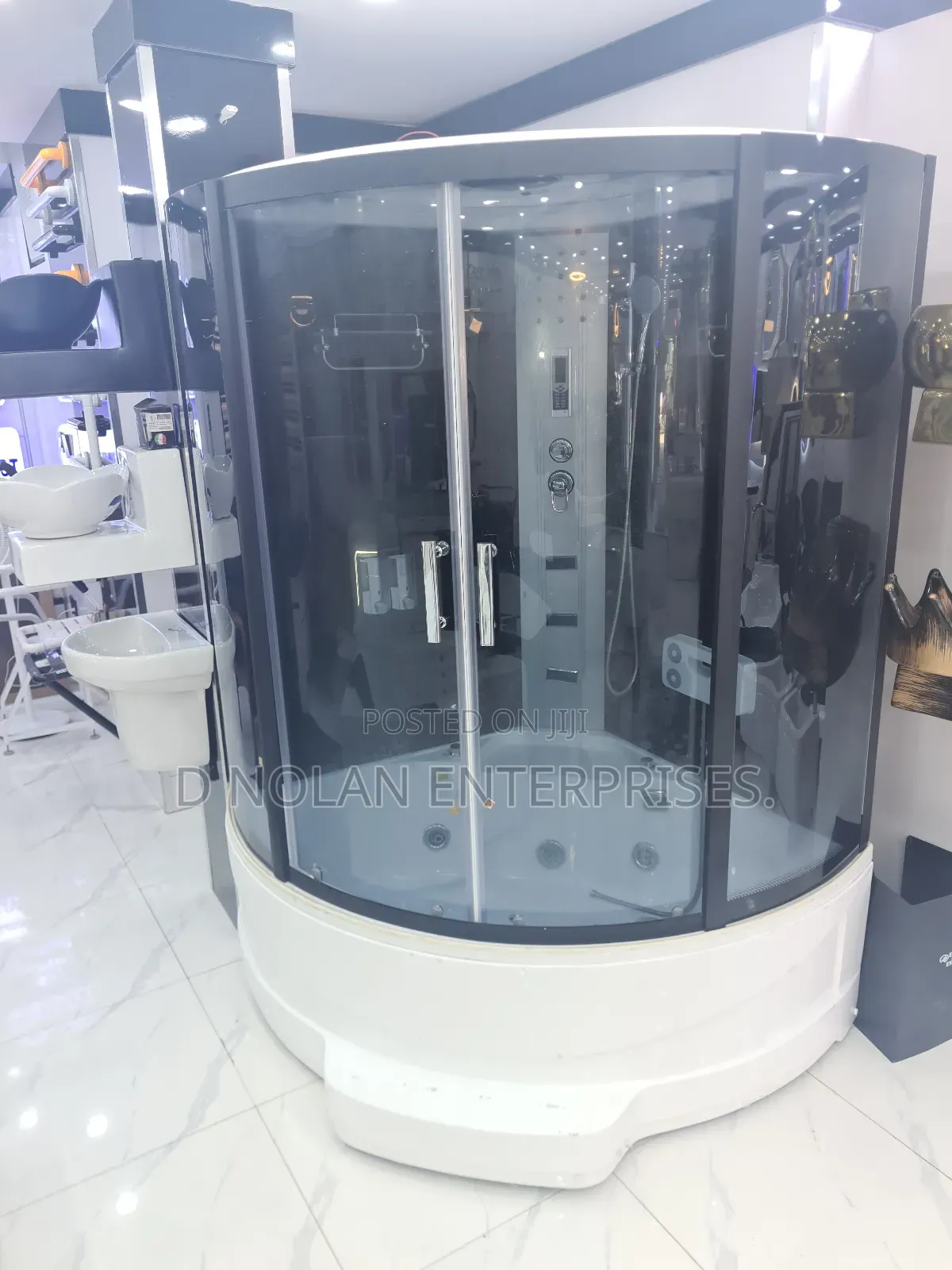 Two Seaters 150x150 Steam Bath and Jacuzzi