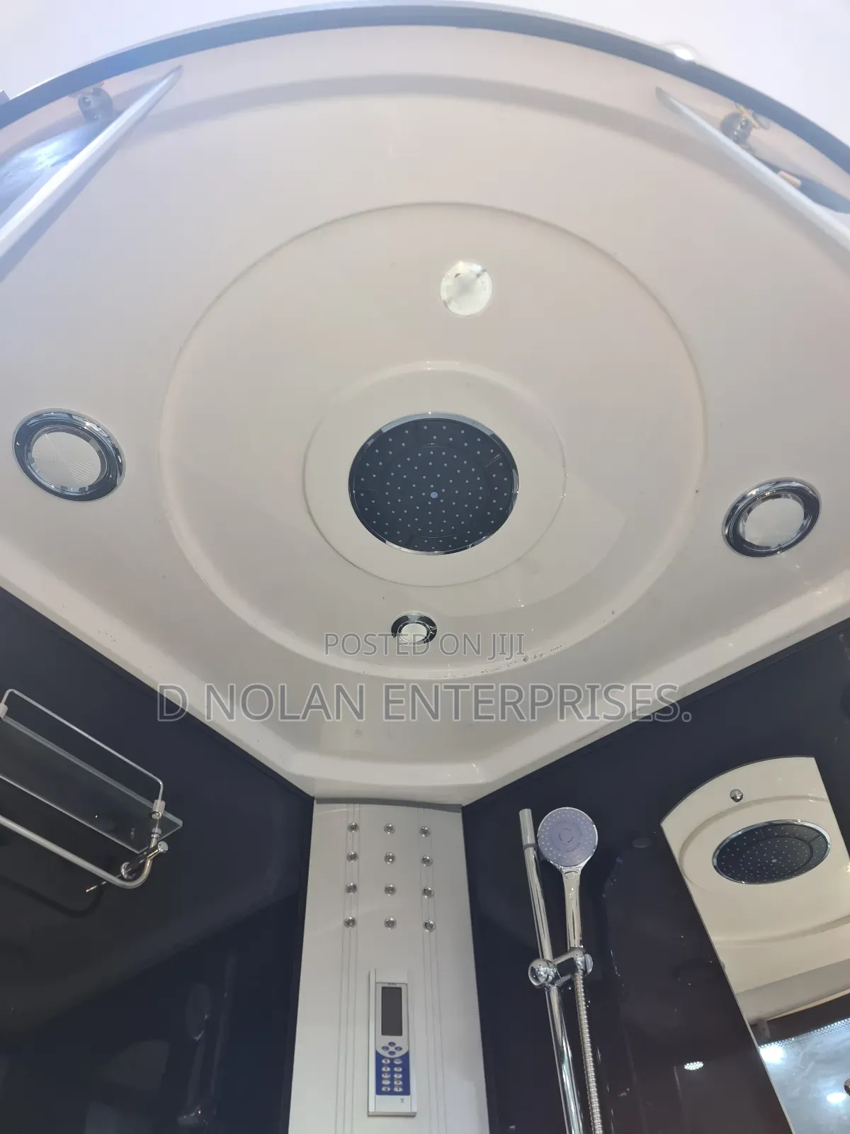 Two Seaters 150x150 Steam Bath and Jacuzzi