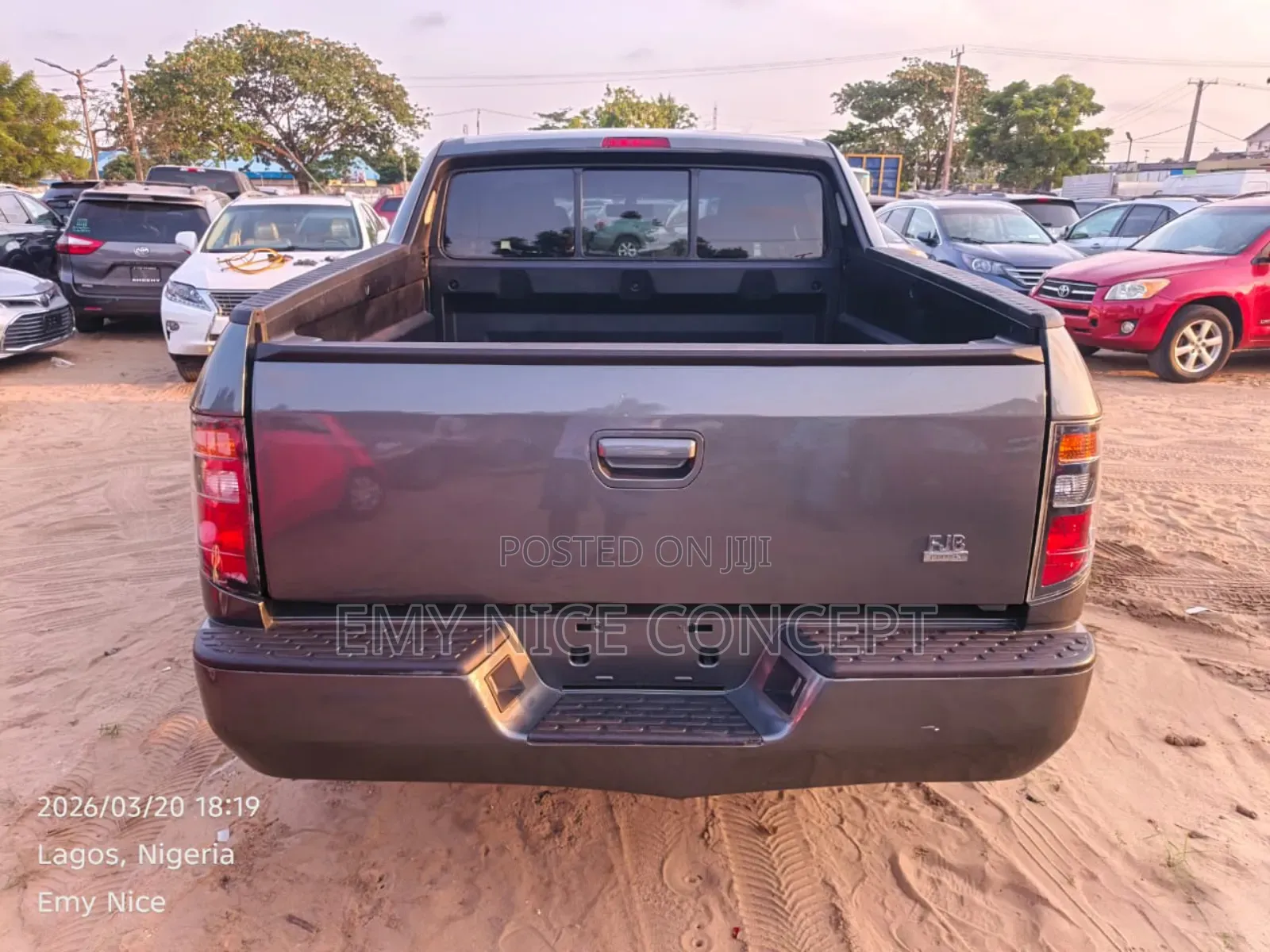 Honda Ridgeline RT 4x4 Crew Cab 122 in. WB 2007 Gray