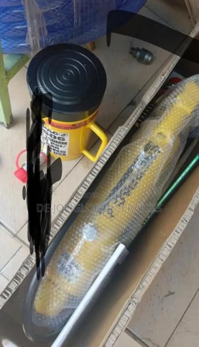 Enerpac 50-ton Hydraulic Cylinder With P80 Pump And Hose