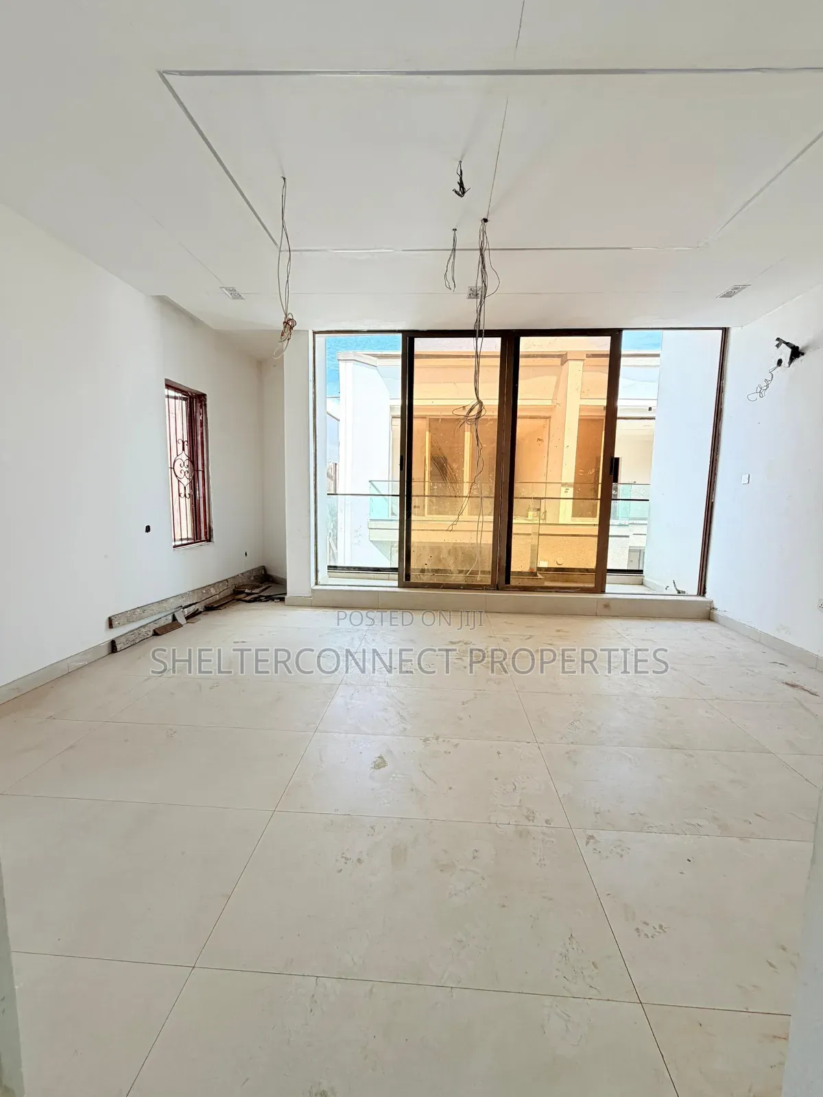 4bdrm Duplex in Adeniyi Jones for sale