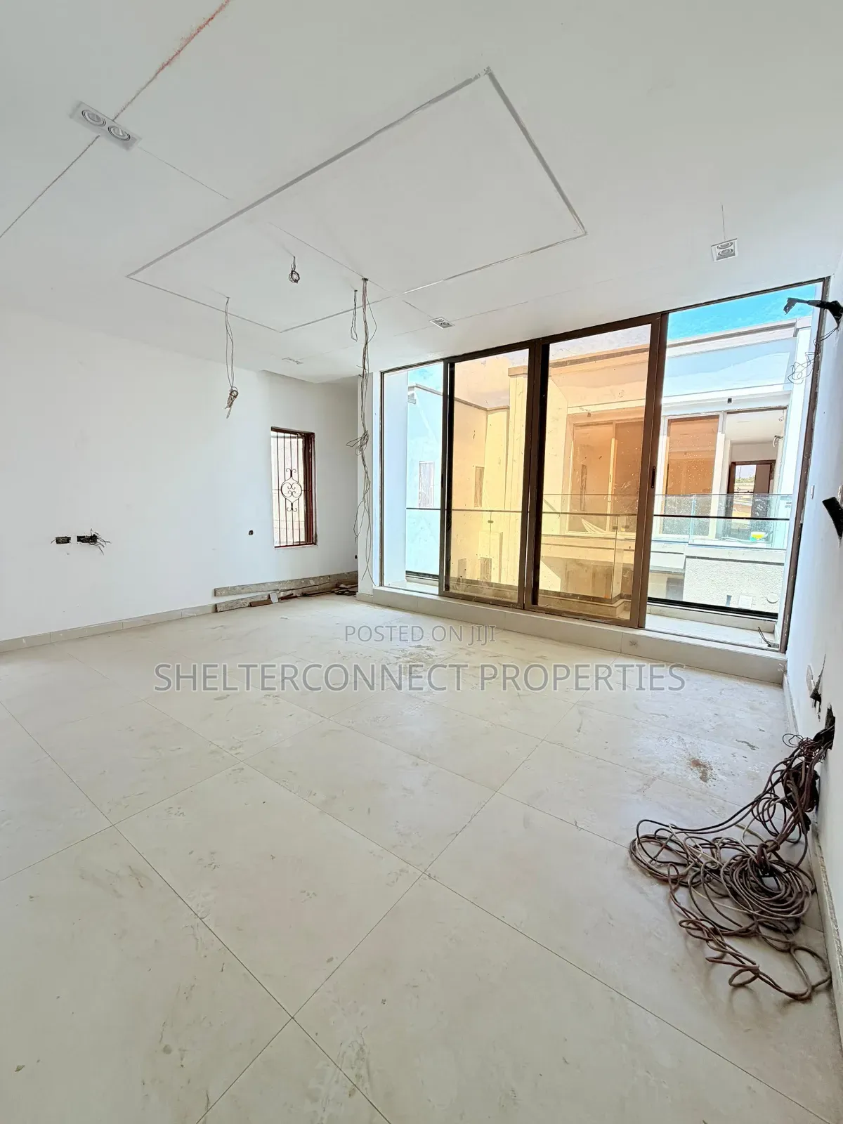 4bdrm Duplex in Adeniyi Jones for sale