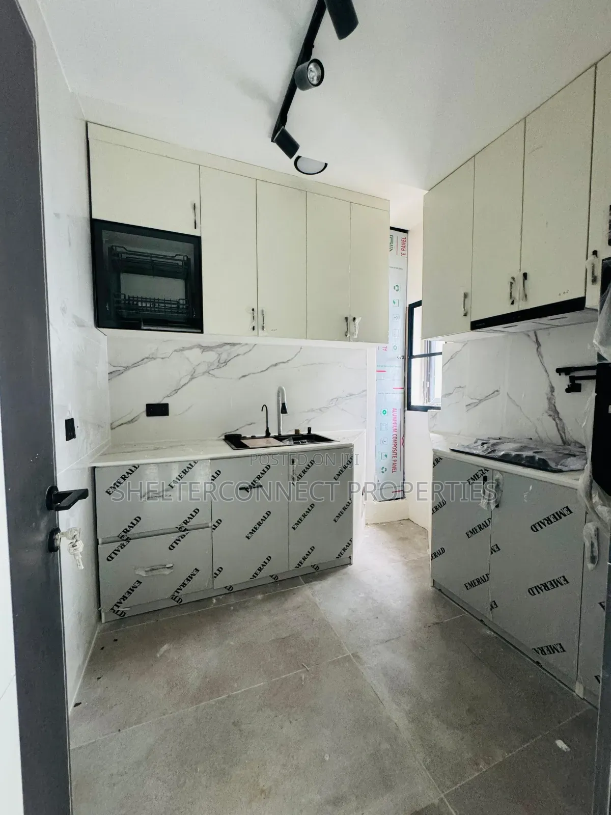 3bdrm Apartment in Ikeja GRA for sale