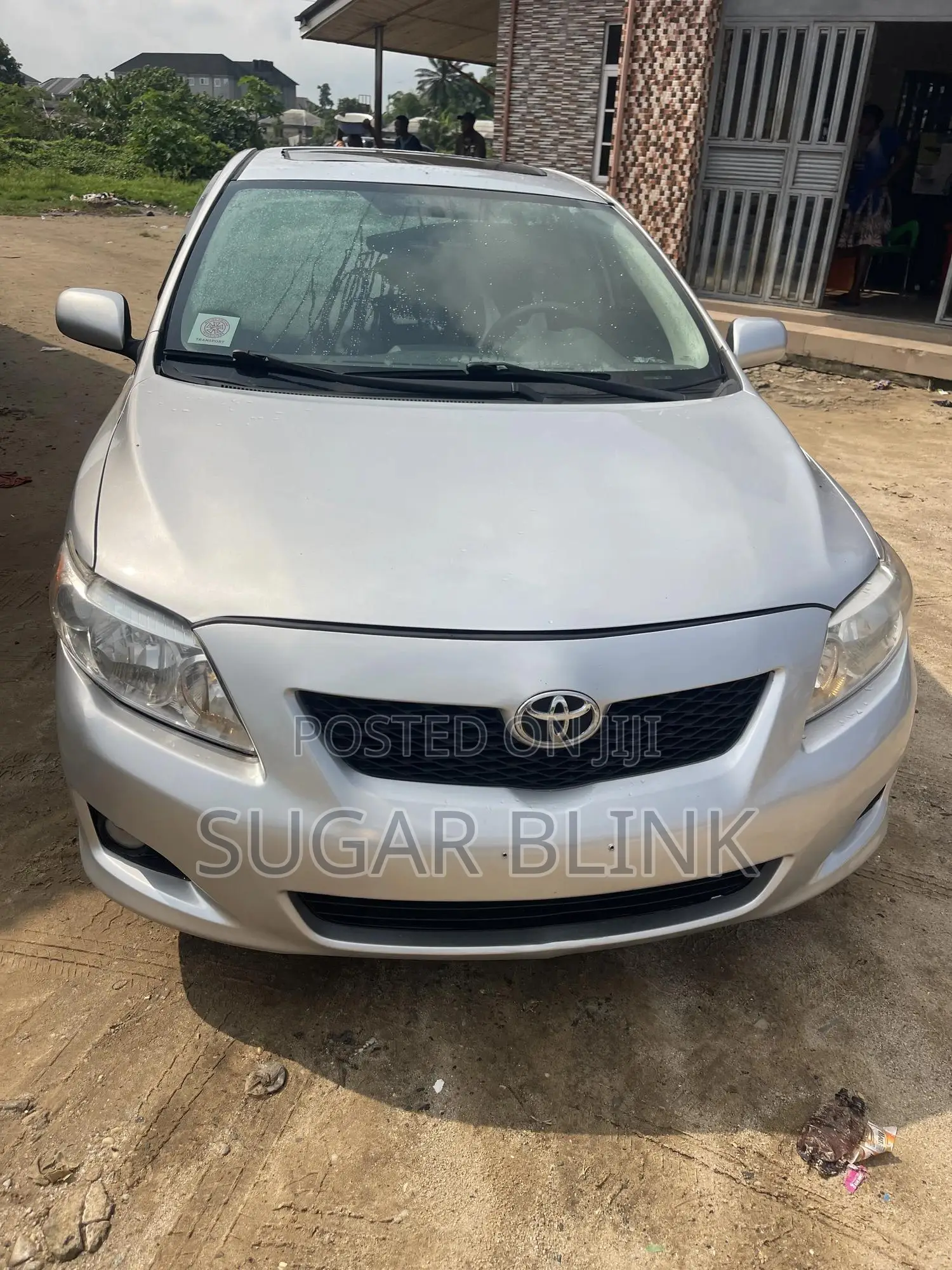 Toyota Corolla LE 4dr Sedan (1.8L 4cyl 4A) 2010 Silver