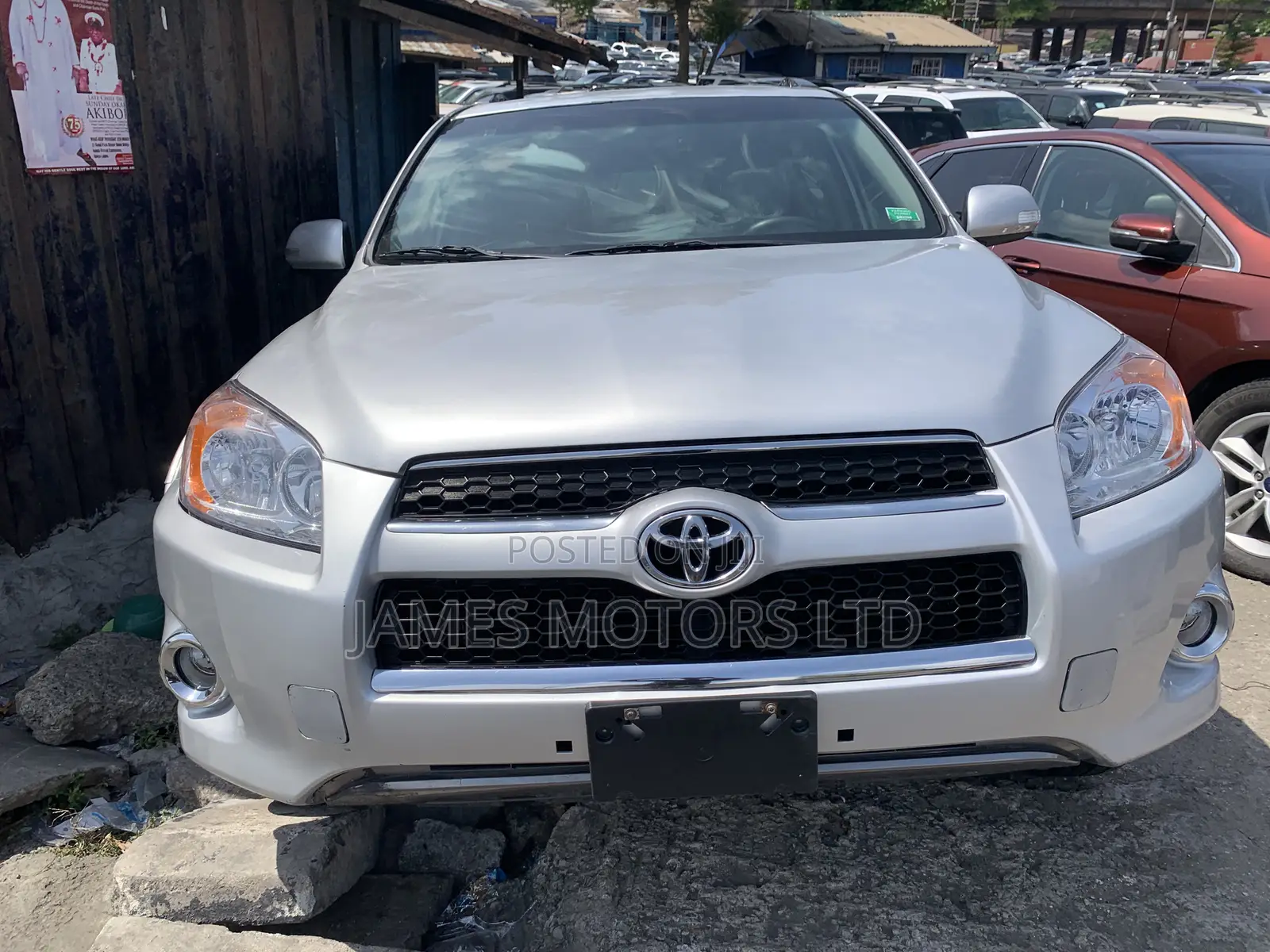 Toyota RAV4 2011 Silver
