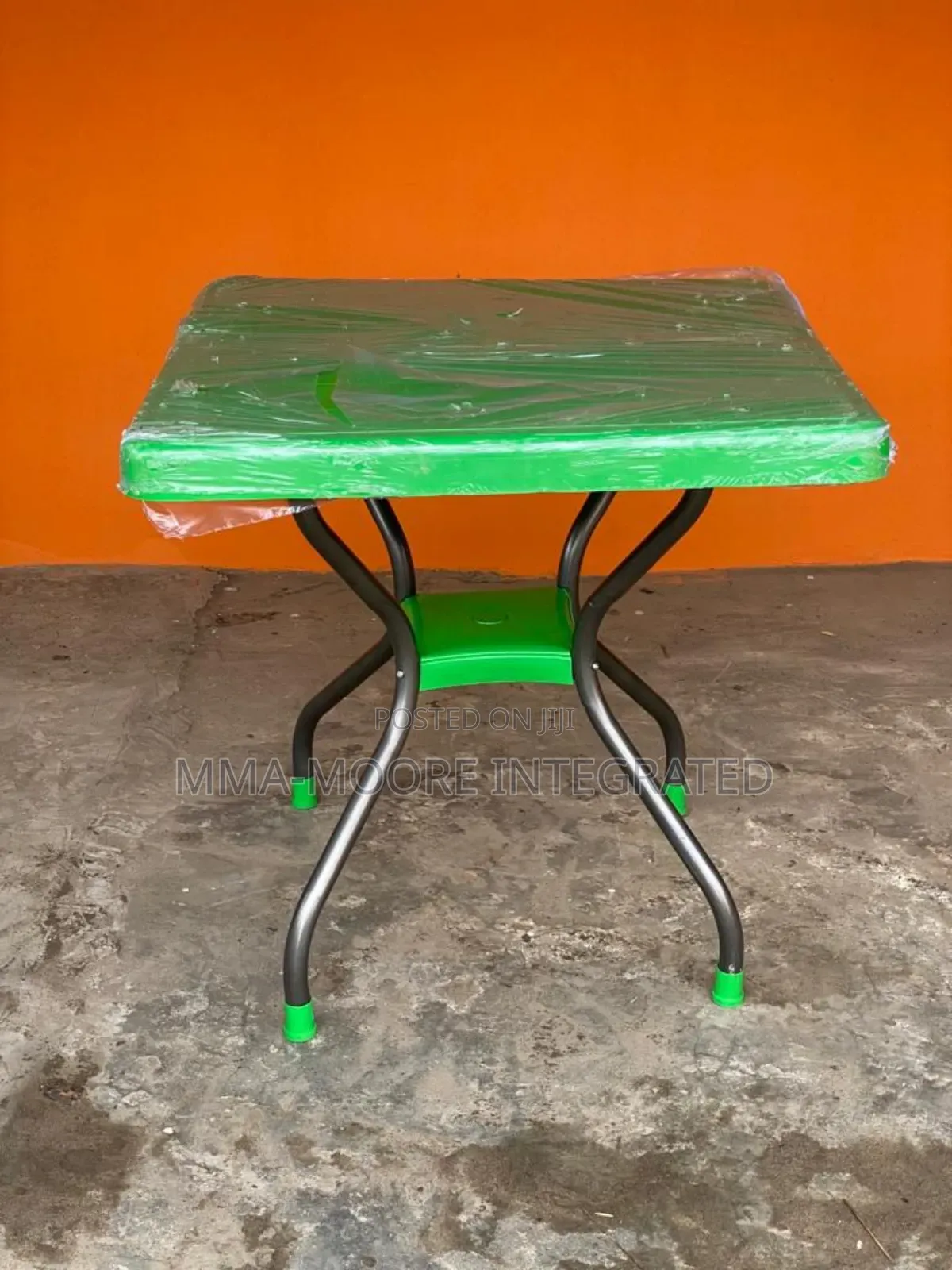 Plactic Square Restaurant Table