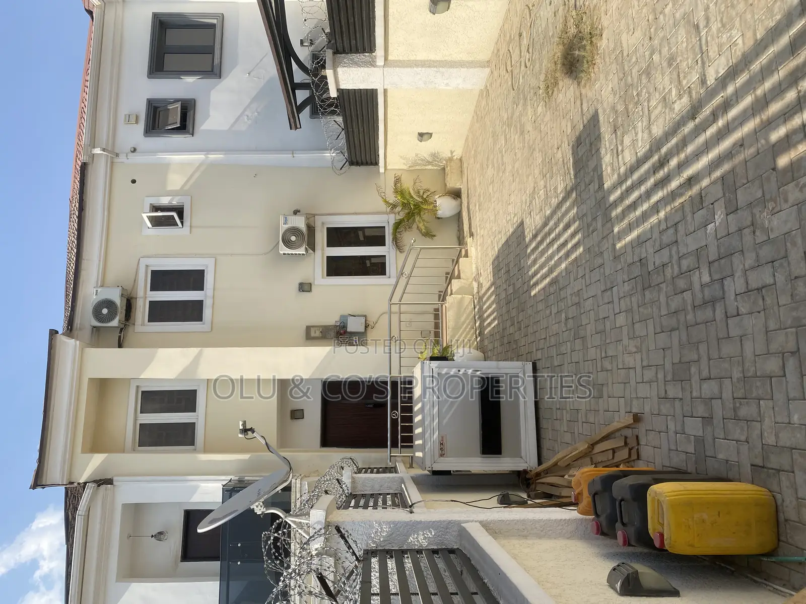 Furnished 3bdrm Duplex in Naf Valley Estate, Asokoro for rent