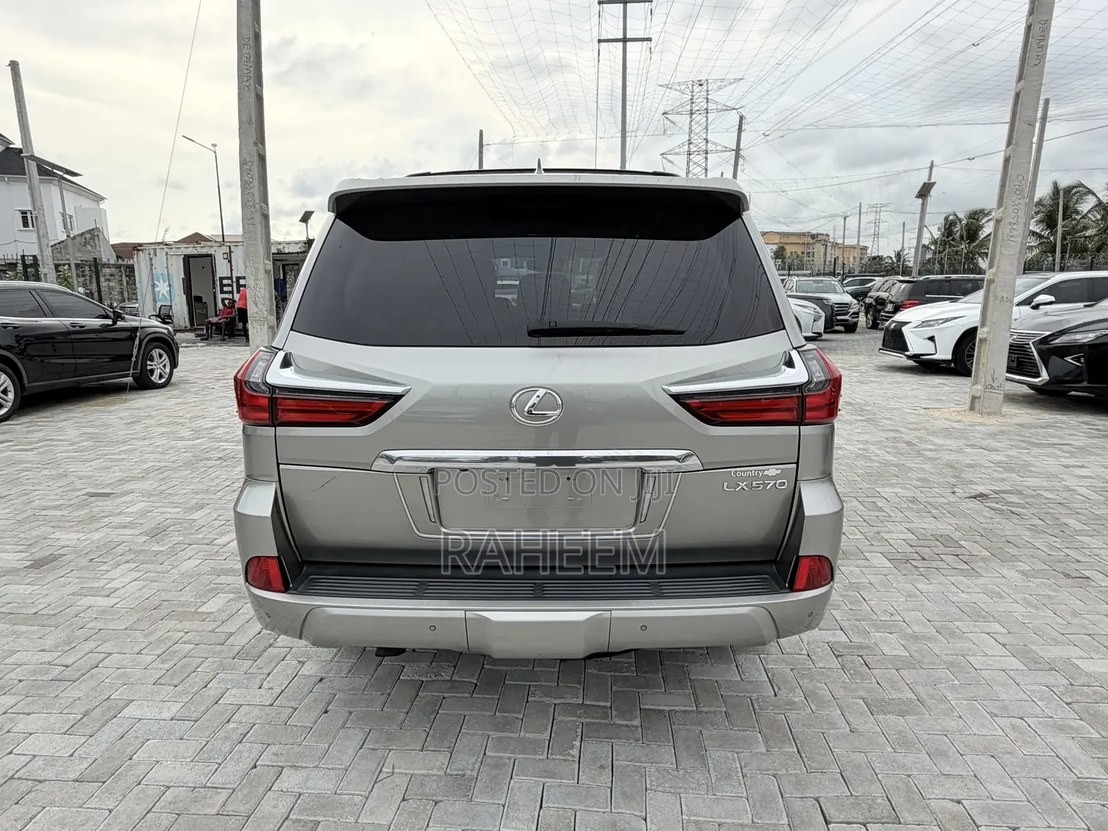 Lexus LX 570 AWD 2018 Gray
