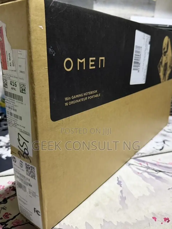 New Laptop HP Omen 16 32GB AMD Ryzen 9 SSD 1T