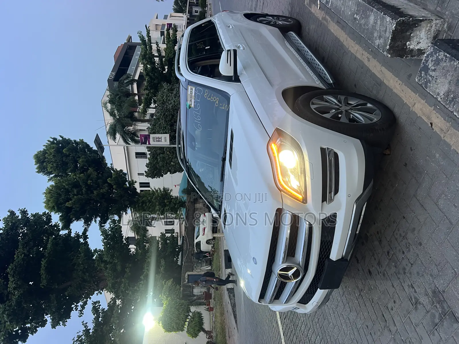 Mercedes-Benz GLS-Class GLS350d 4Matic 2017 White