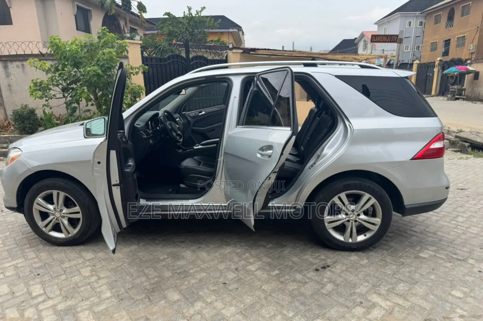 Mercedes-Benz M Class ML350 4MATIC 4dr SUV AWD (3.5L 6cyl 7A) 2014