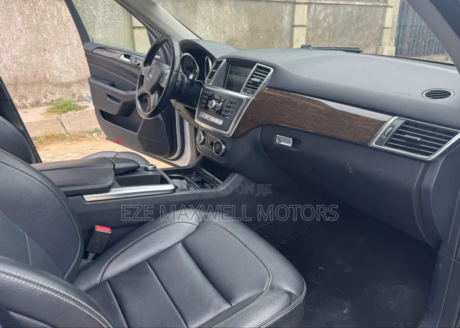 Mercedes-Benz M Class ML350 4MATIC 4dr SUV AWD (3.5L 6cyl 7A) 2014