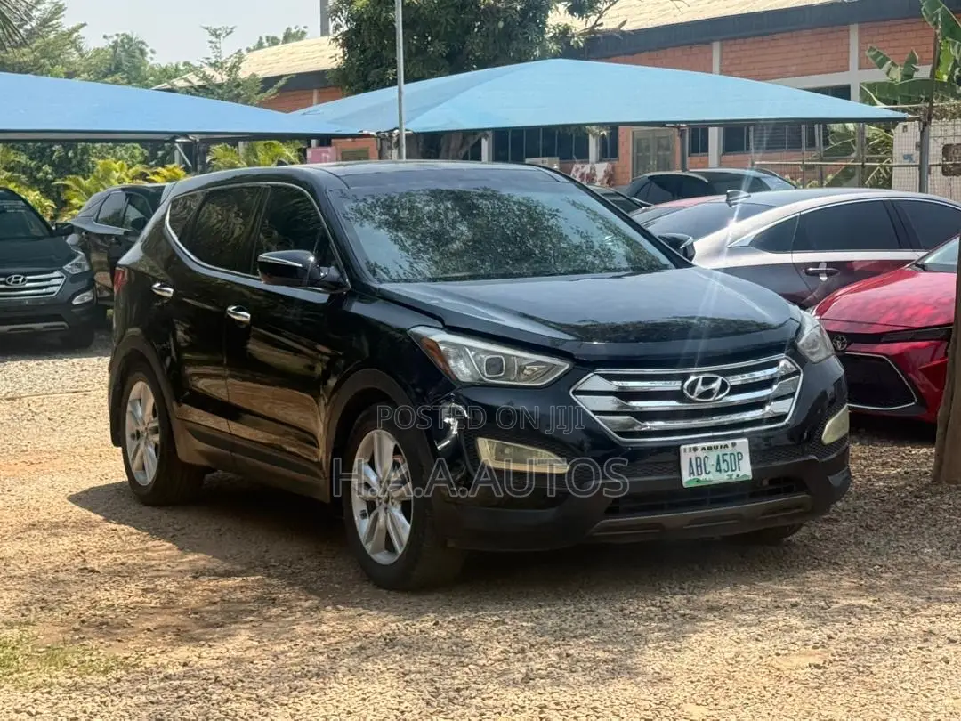 Hyundai Santa Fe 2014 Black