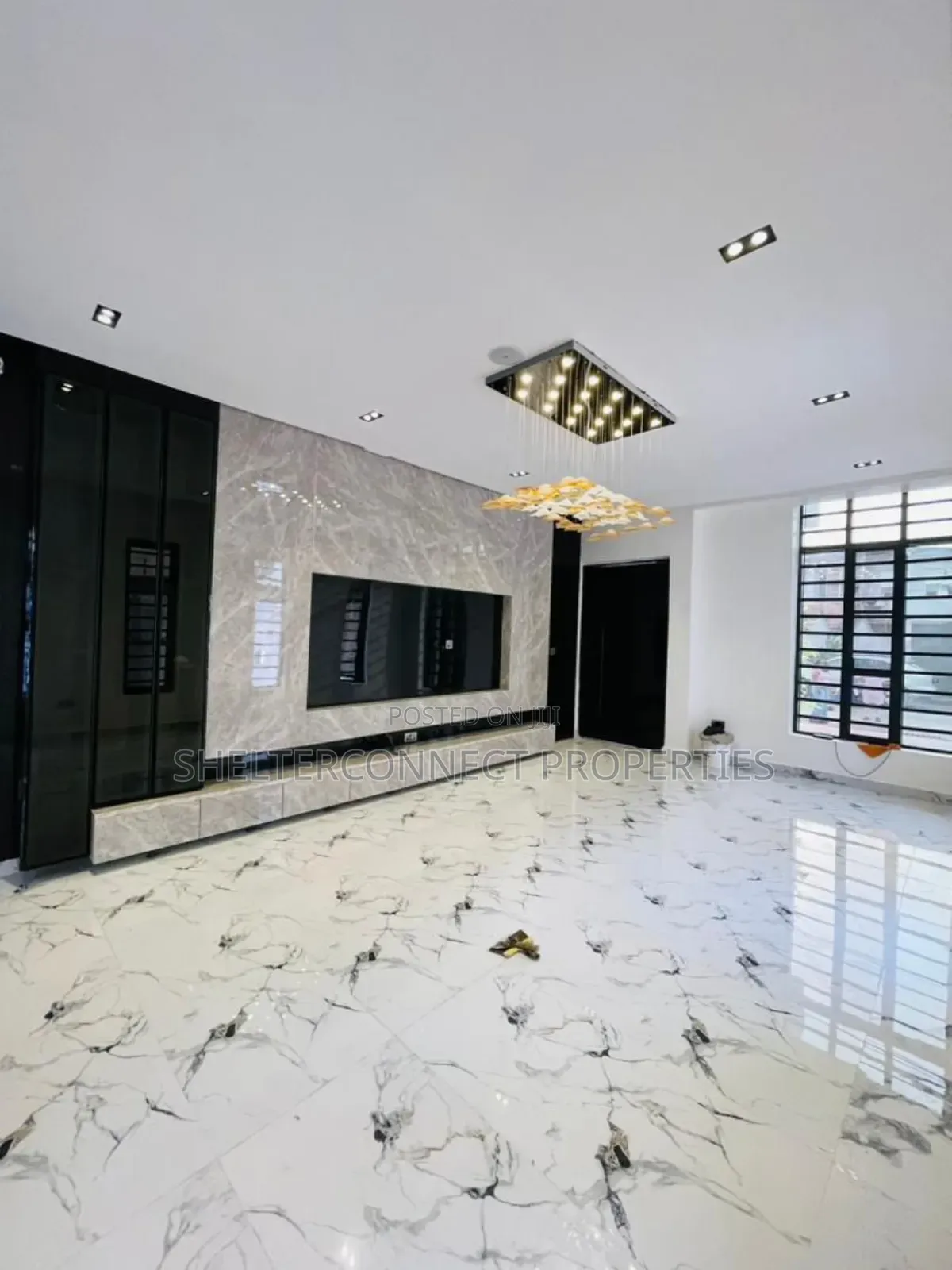 5bdrm Duplex in Adeniyi Jones for sale