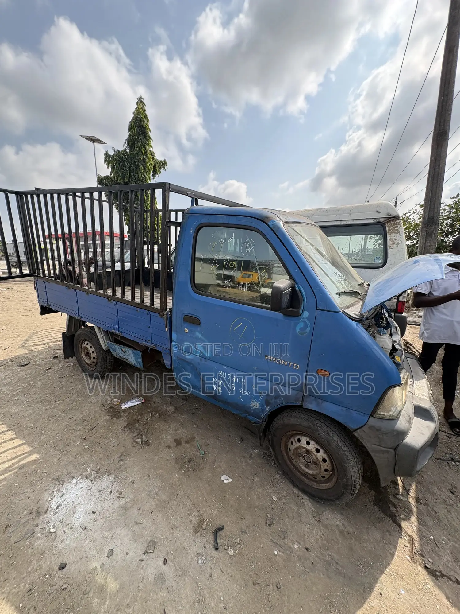 Ford Pronto + Suzuki Super Carry 2009 4plugs