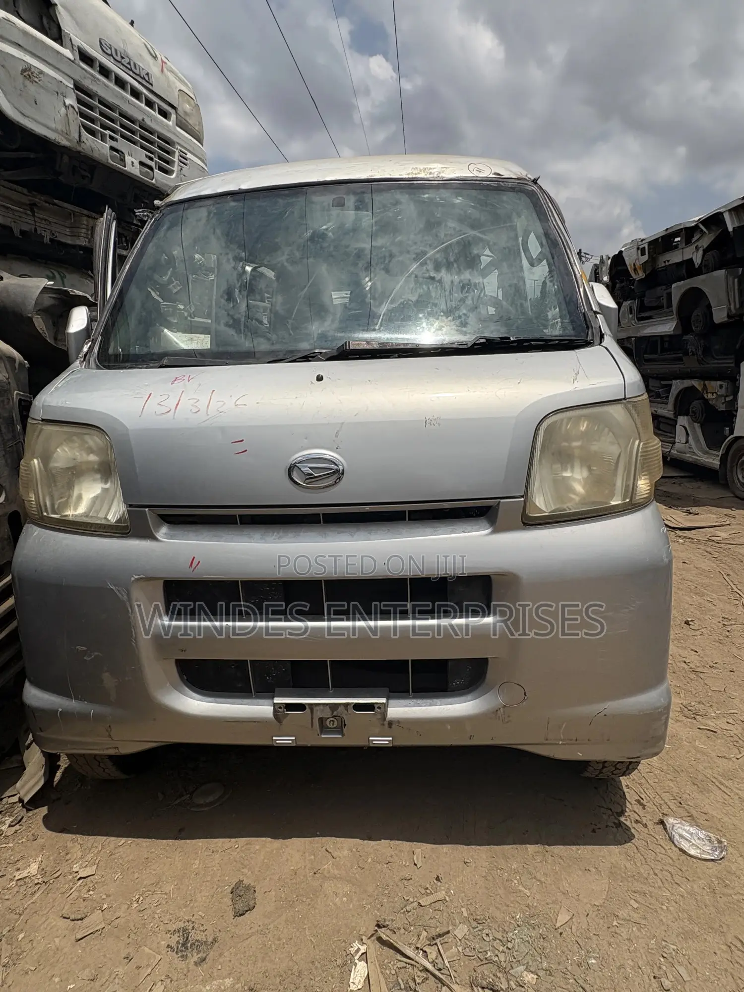Daihatsu Hijet 2012 Silver