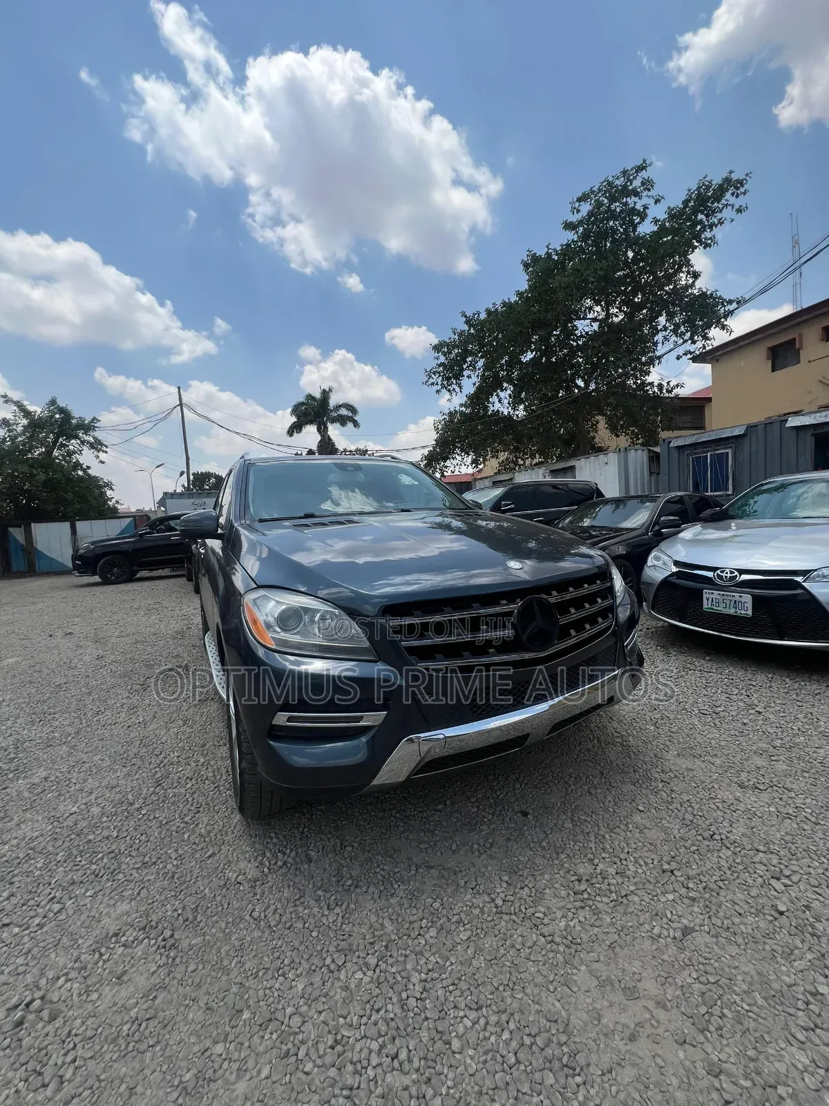 Mercedes-Benz M Class ML350 4MATIC 4dr SUV AWD (3.5L 6cyl 7A) 2015 Gray
